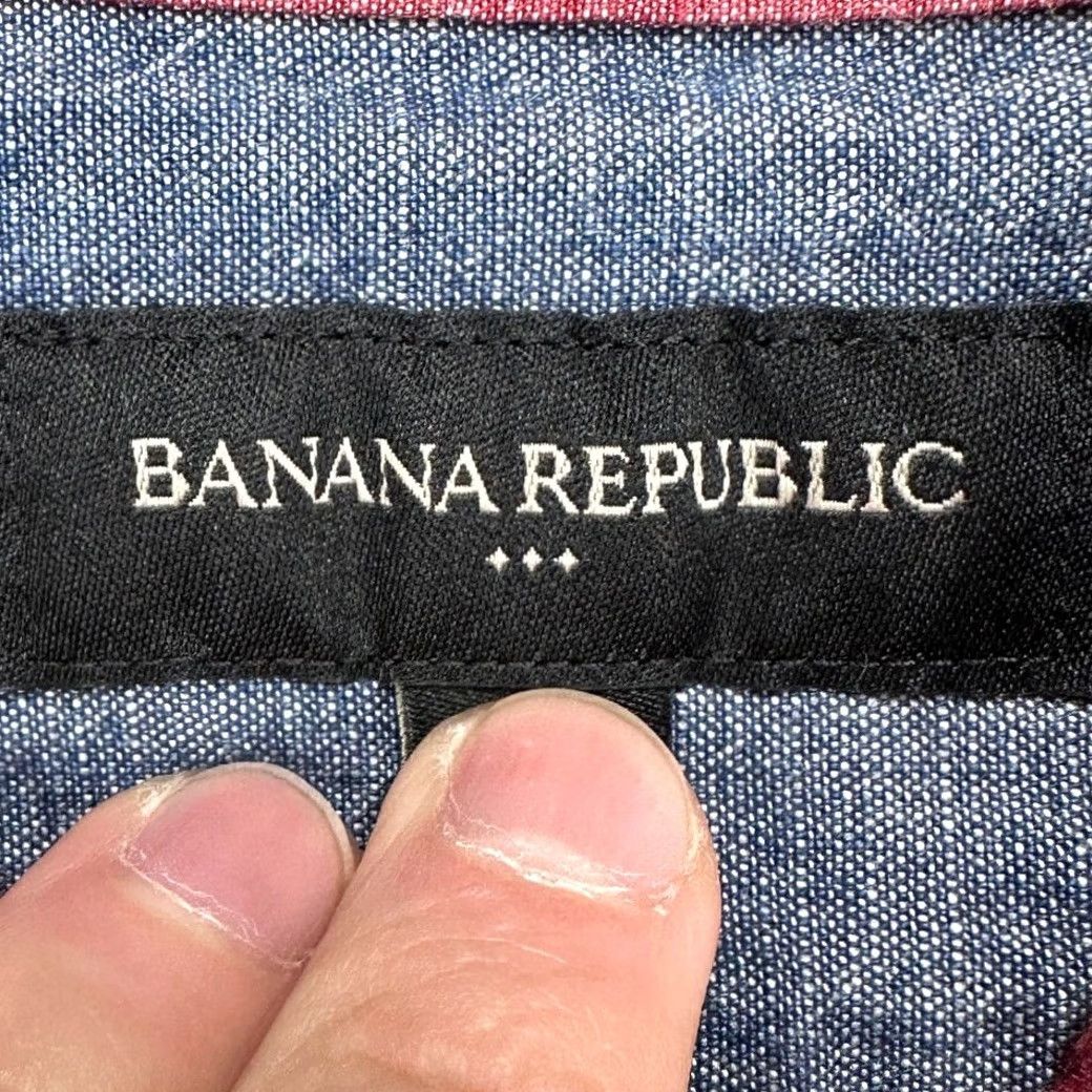 Banana Republic Banana Republic Button-Up Shirt Adult Medium Red Standard Fit Casual Pocket Mens Size US M / EU 48-50 / 2 - 4 Thumbnail