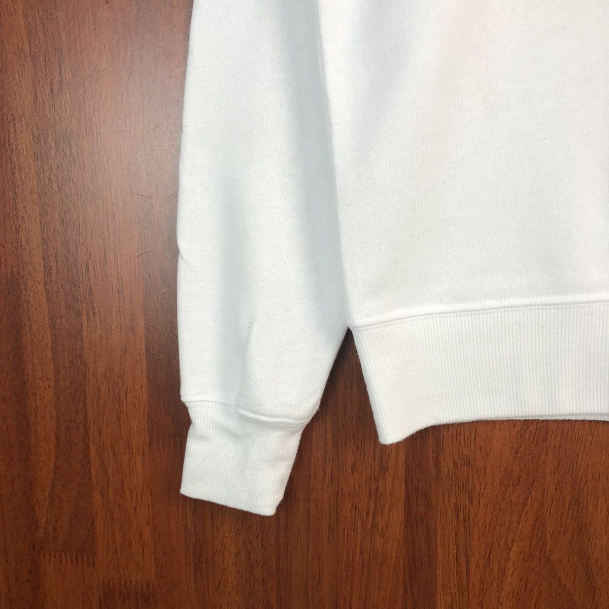 Converse × Vintage Converse vintage with red shoes White Sweatshirt #7559 Size US M / EU 48-50 / 2 - 7 Thumbnail