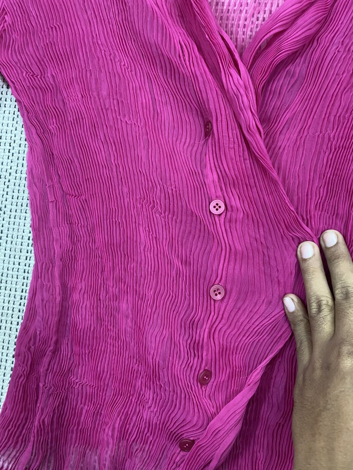 Issey Miyake “Issey Miyake Vintage Pleated Mesh Cardigan – Magenta Size S / US 4 / IT 40 - 5 Thumbnail