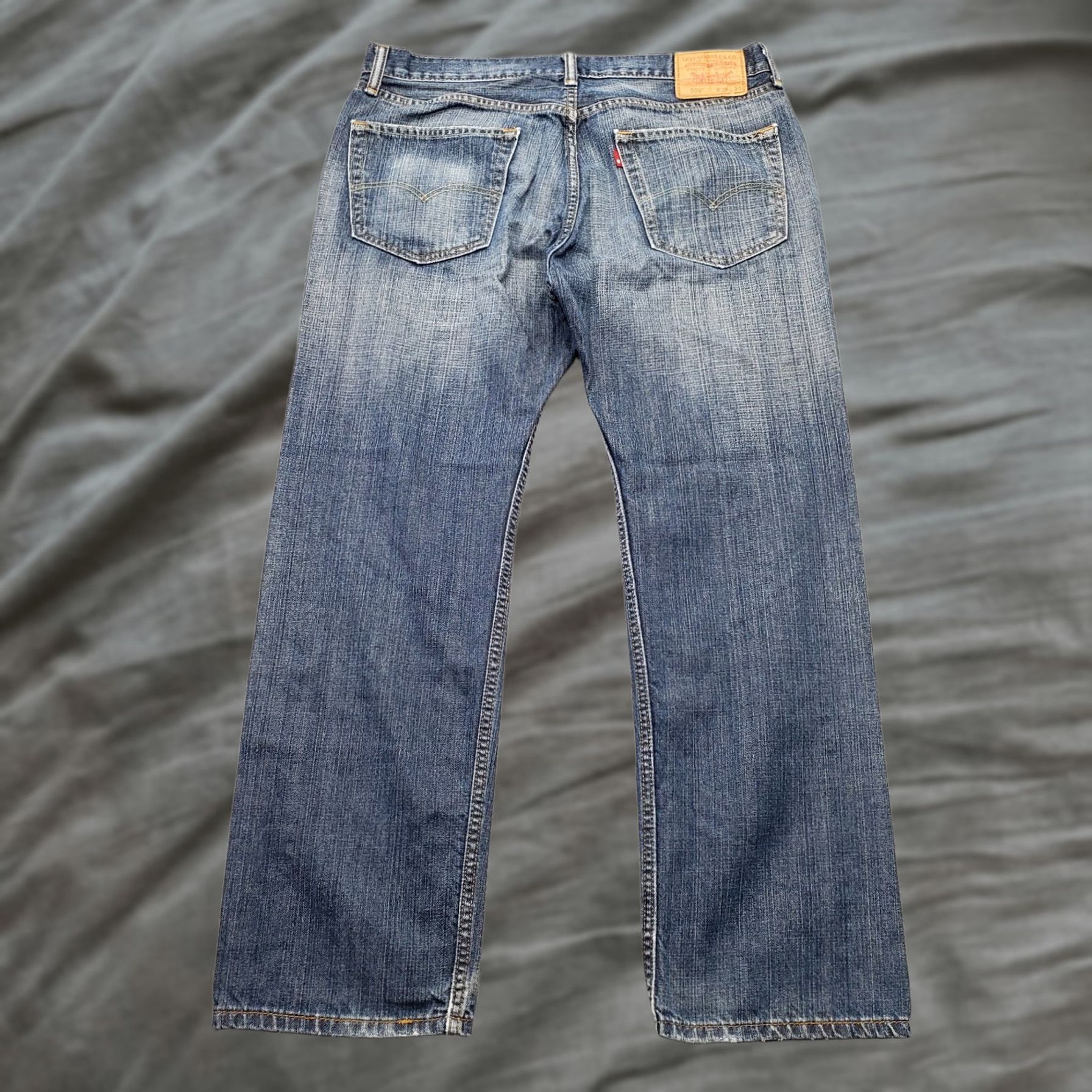 Levi's Levi's 505 Straight Leg Jeans Mens 36x30 Blue Denim Whiskered Double-Stitch Jeans Size US 36 / EU 52 - 1 Thumbnail