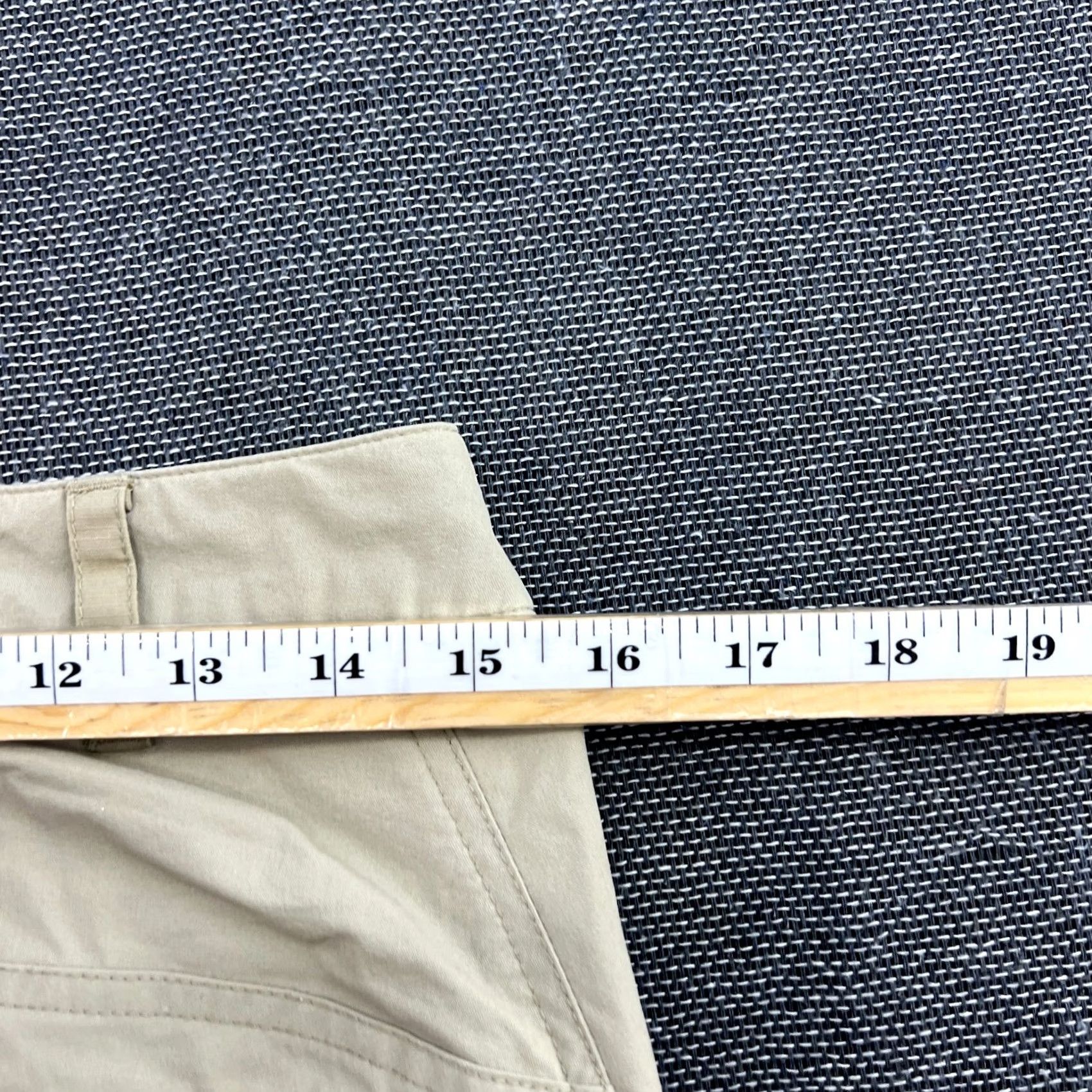 Vintage Fjällräven Abisko Lite Shorts Womens EU 38 US 29 Beige Trekking Outdoor Hiking Cargo Short Women Regular Beige Outdoor Size 26" / US 2 / IT 38 - 8 Thumbnail