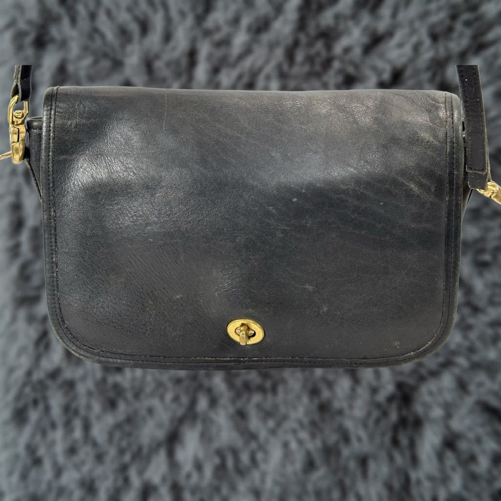 Coach VINTAGE Coach Convertible Clutch 9635 Black Leather Gold Hardware Women Clutch, USA City, Classic, Old Money, Leather, Convertible, Vintage bag, Black Size ONE SIZE - 1 Thumbnail