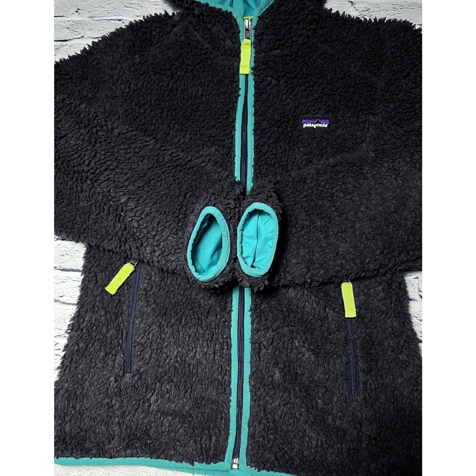 Patagonia VINTAGE Patagonia Retro-X Deep Pile Hooded Fleece Jacket Hoodie Women M Purple Logo 20” armpit to armpit 25” length Size M / US 6-8 / IT 42-44 - 3 Thumbnail