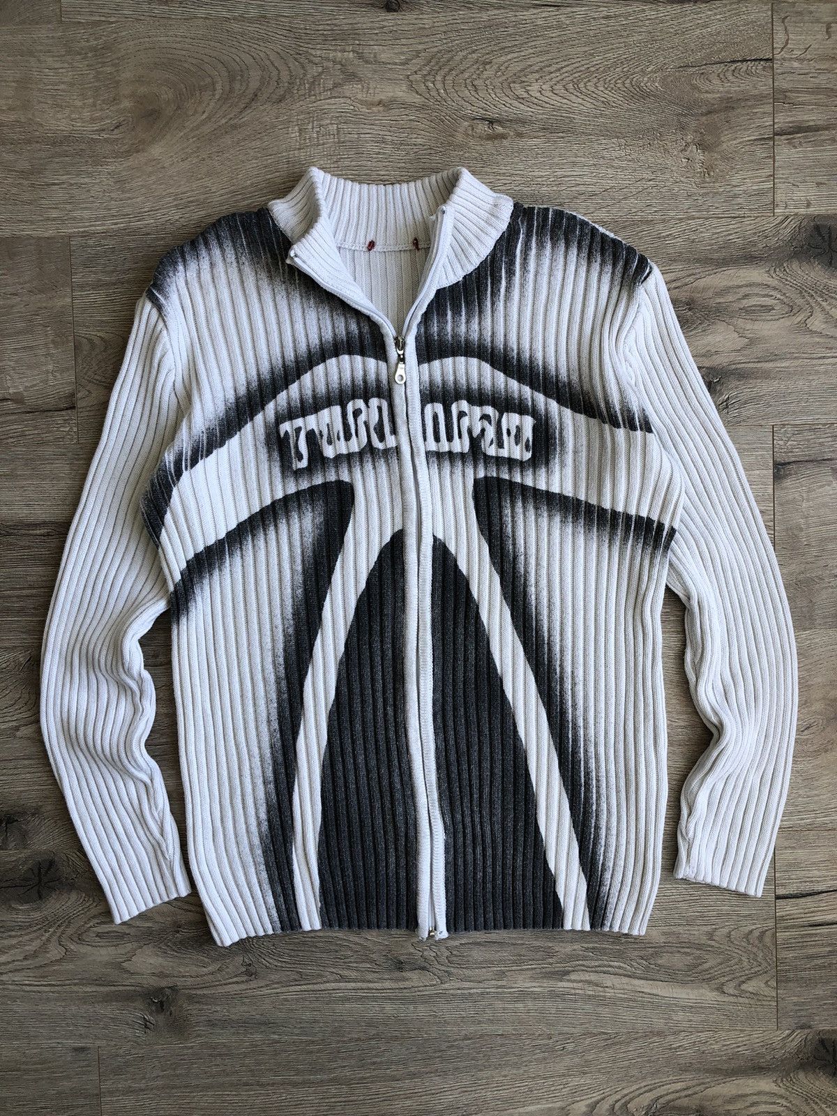 image of Archival Clothing x Avant Garde Diesel Style Avant Garde Y2K Zip Sweater Vintage in White (Size Lar