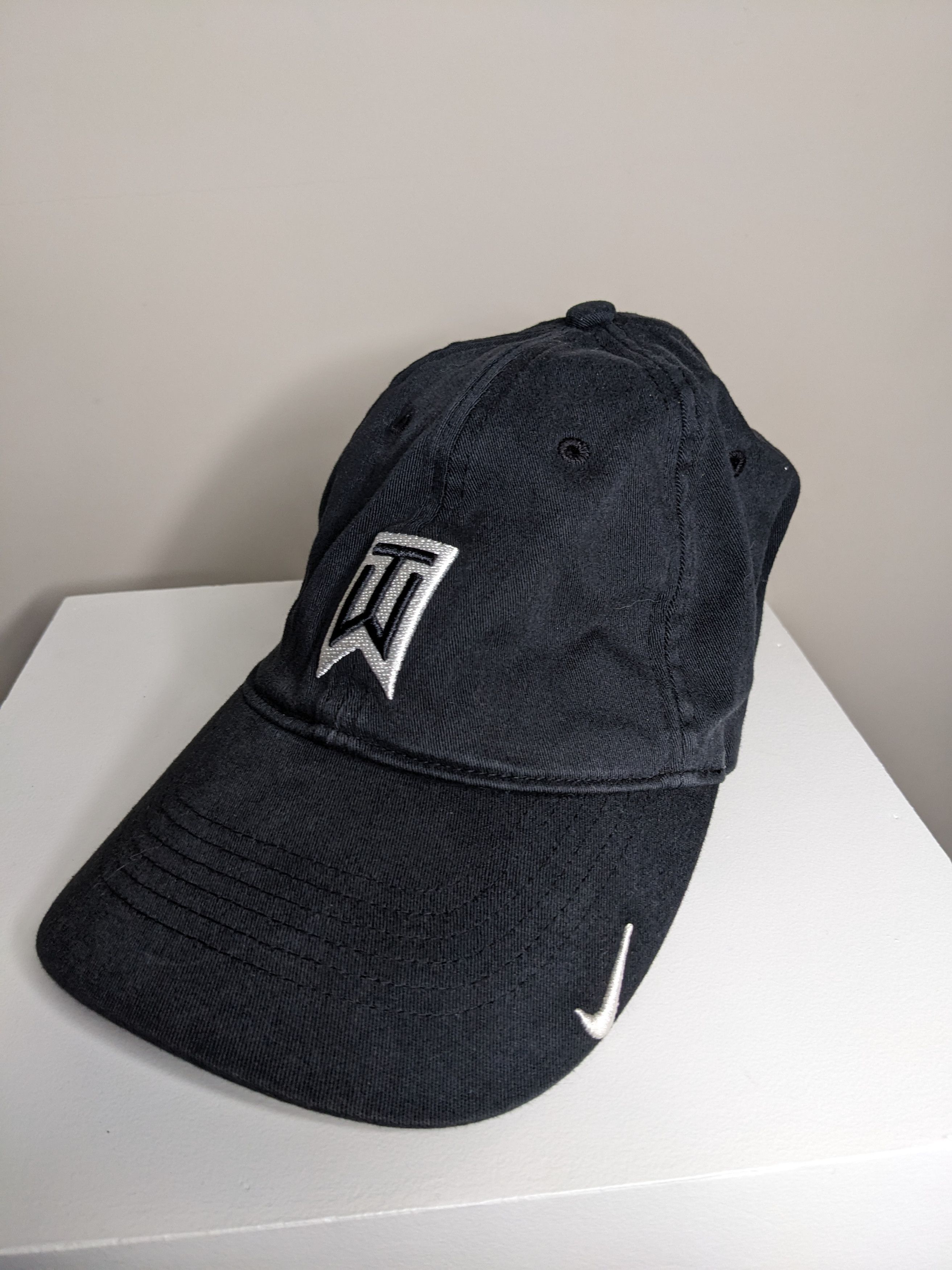 Tiger Woods Tiger Woods x Nike Golf Hat Black S/M Cap Embroidered RARE Size ONE SIZE - 1 Thumbnail