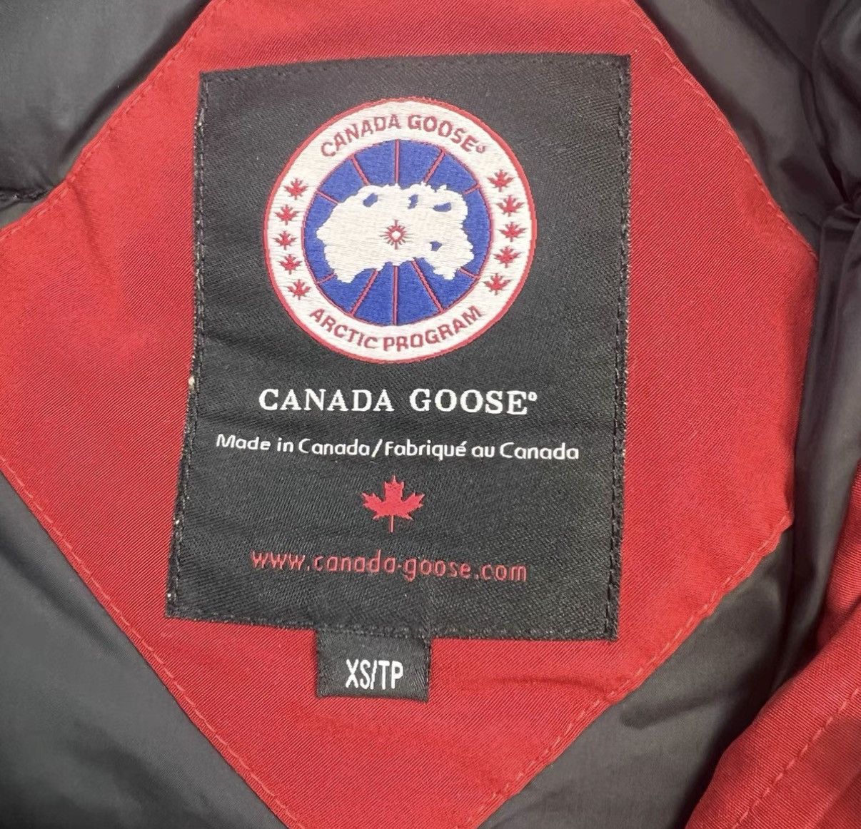 Canada Goose Canada Goose / Red Mid-Length Parka Down Jacket K12 Size XS / US 0-2 / IT 36-38 - 4 Thumbnail