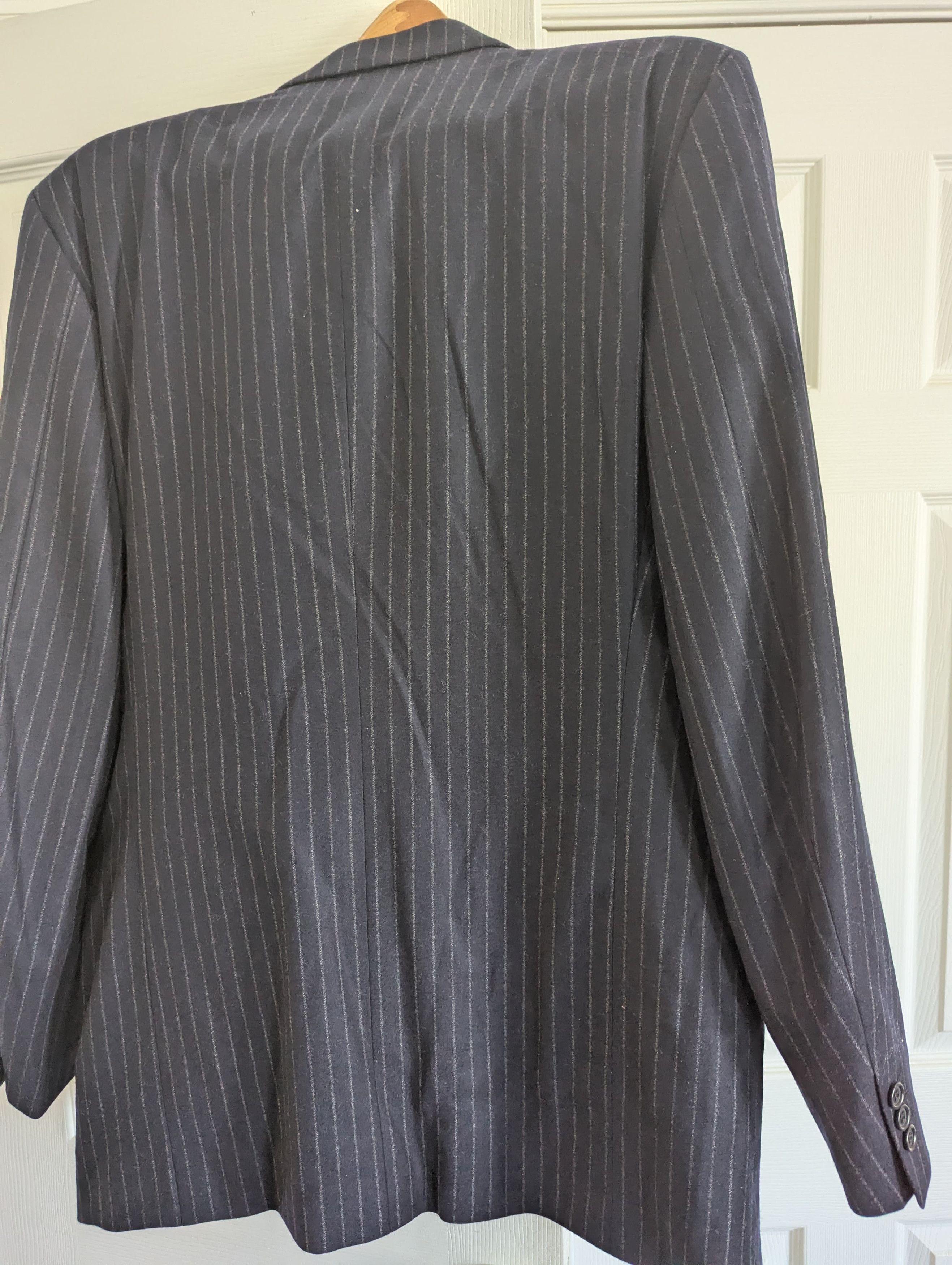Saks Fifth Avenue Vintage Superfine Wool and Cashmere Suit Size 44L - 10 Thumbnail