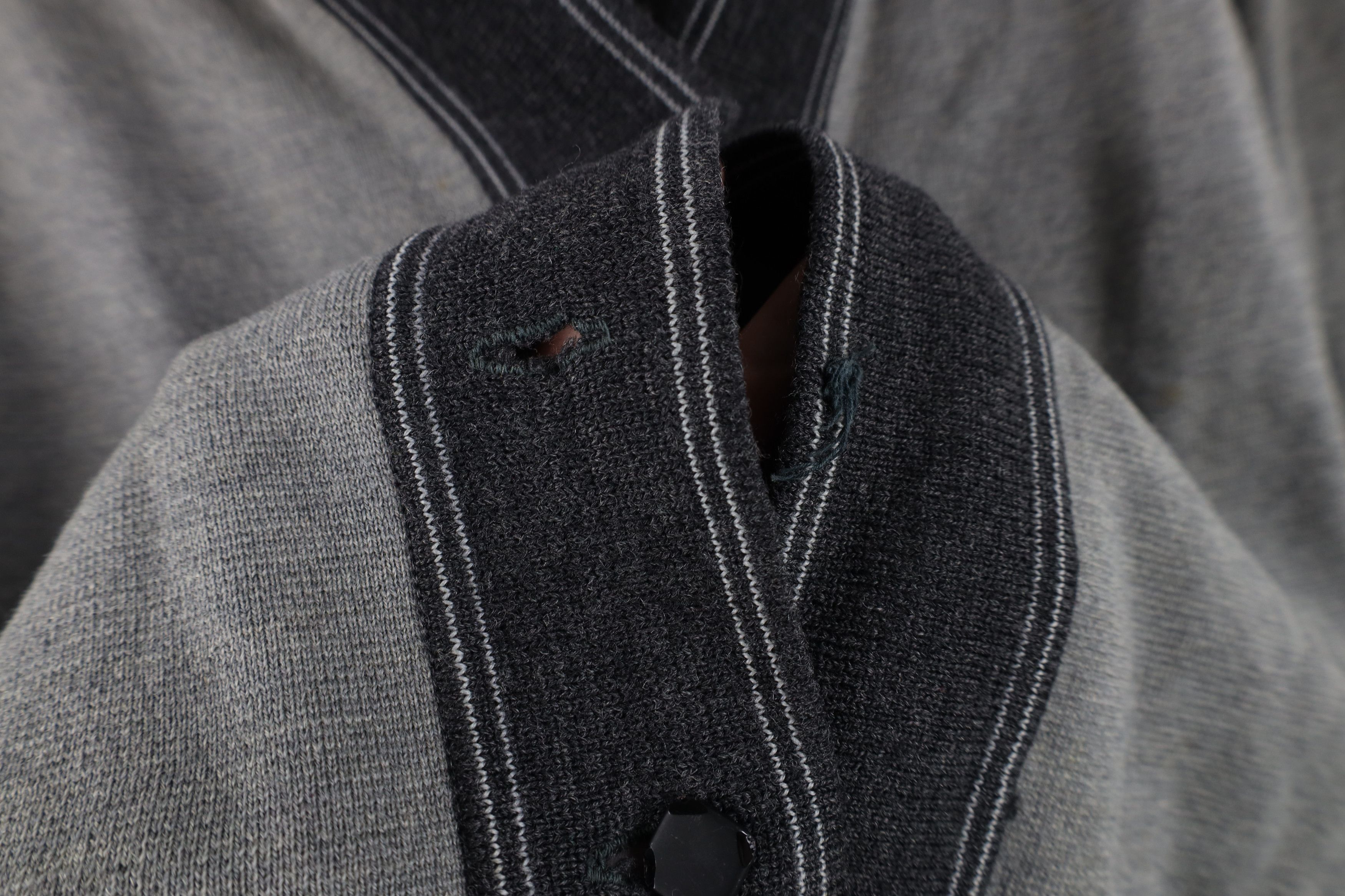 Vintage Vintage 50s Streetwear Wool Knit Cardigan Sweater Gray Size M / US 6-8 / IT 42-44 - 4 Thumbnail