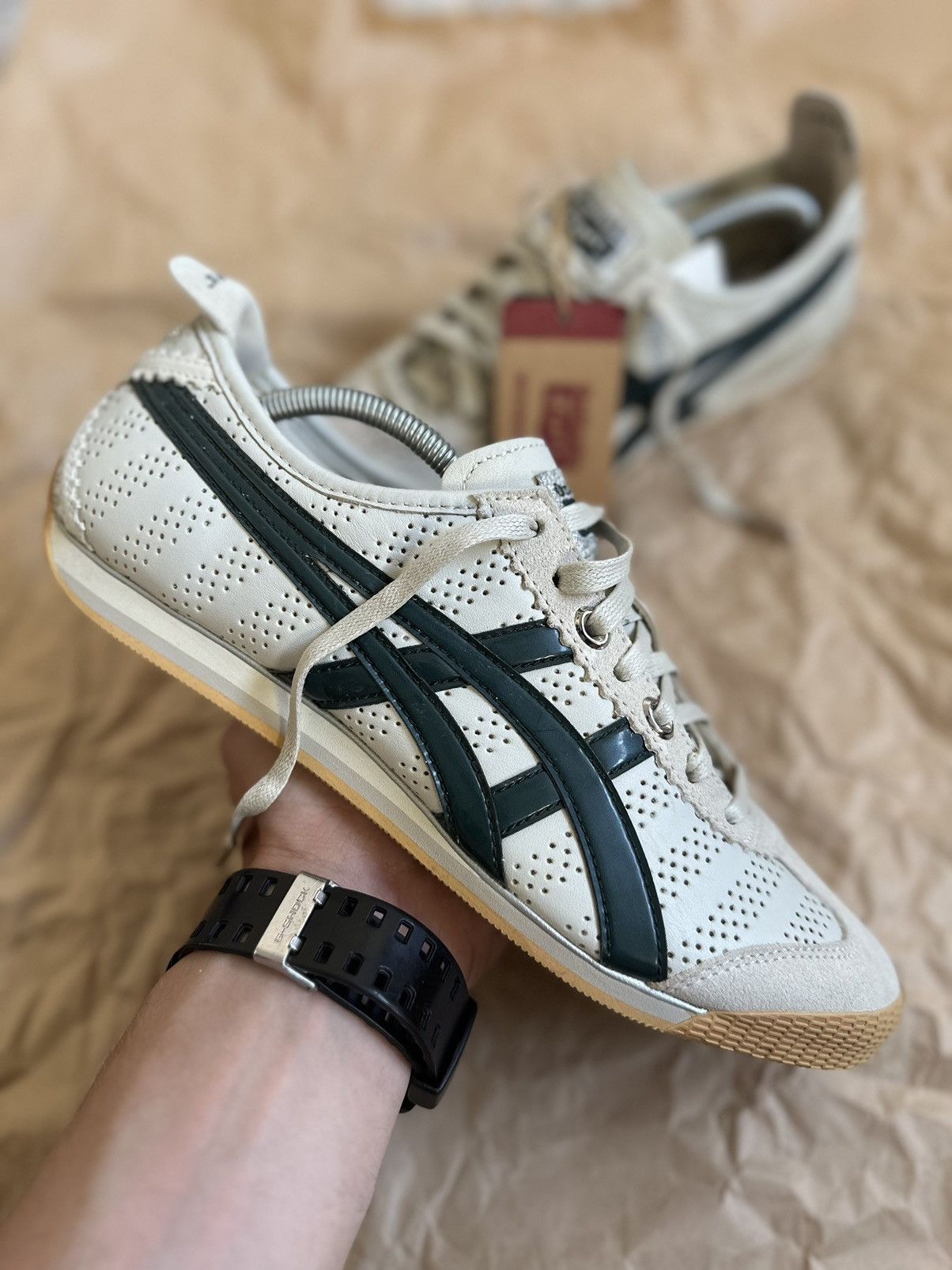 BMW × Japanese Brand × Onitsuka Tiger 🔥 Very Rare Onitsuka Tiger x BMW Mini Mexico 66 2007 Size US 8.5 / EU 41-42 - 3 Thumbnail