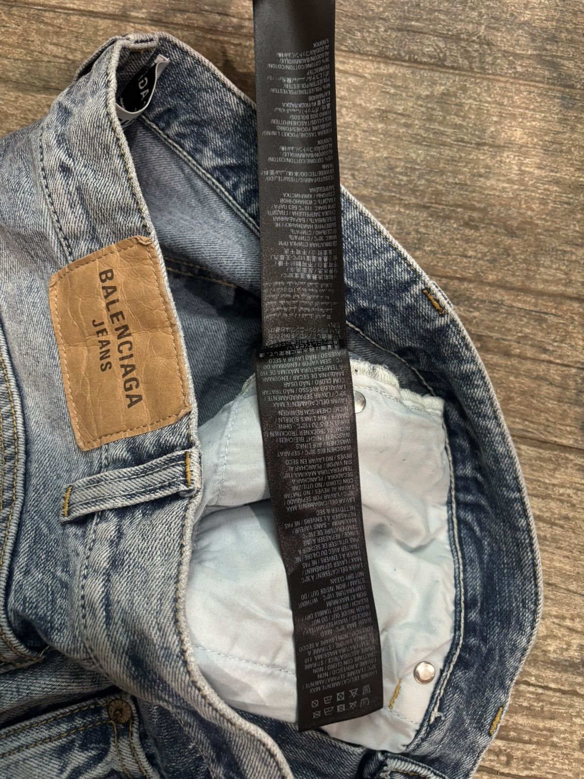 Balenciaga Lightwash Lost Tape Flare Denim Size US 31 - 5 Thumbnail