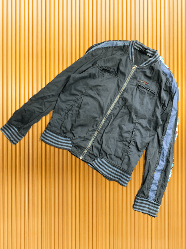 Diesel × Japanese Brand Diesel Bomber Jacket Vintage Y2k Rare Faded Blue Embroidered Size US L / EU 52-54 / 3 - 1 Thumbnail