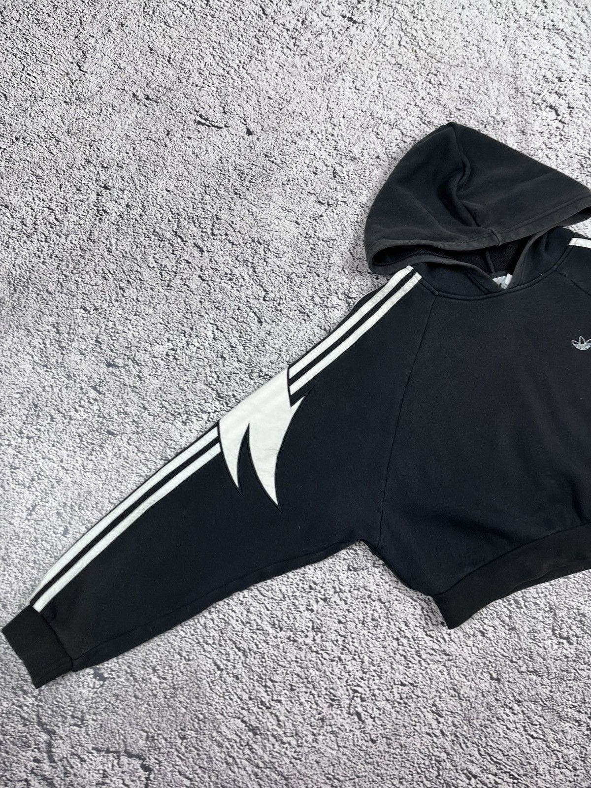Adidas Vintage Adidas Balenciaga style cropped faded sweatshirt Size S / US 4 / IT 40 - 8 Thumbnail