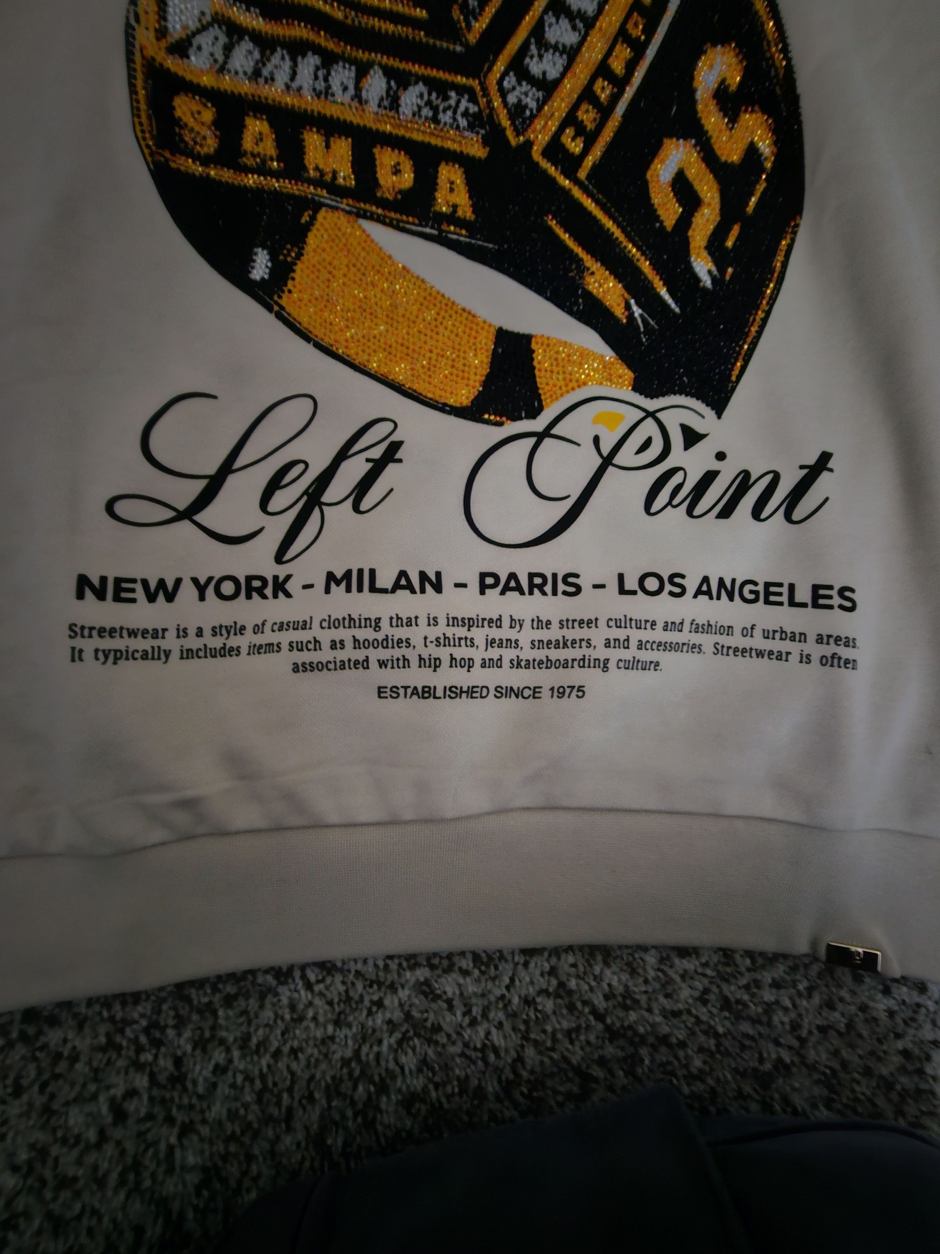 Other Left Point Graphic Crewneck Size US M / EU 48-50 / 2 - 11 Thumbnail