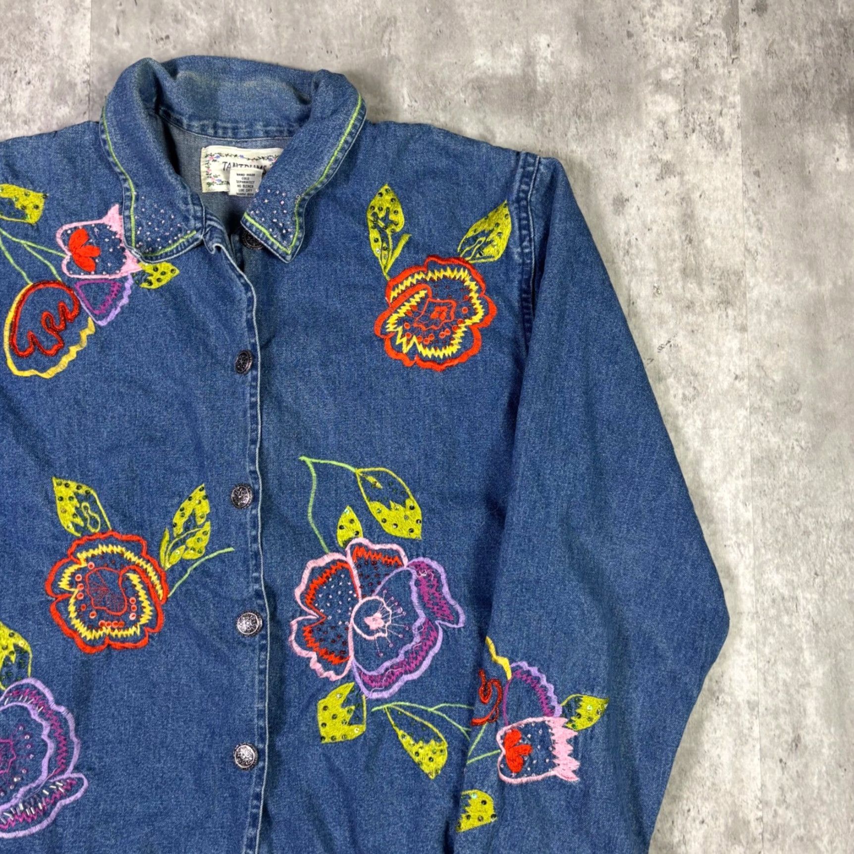 Denime VINTAGE Tantrums Denim Jacket Womens M Blue Floral Embroidered Button Front Cotton Size M / US 6-8 / IT 42-44 - 6 Thumbnail