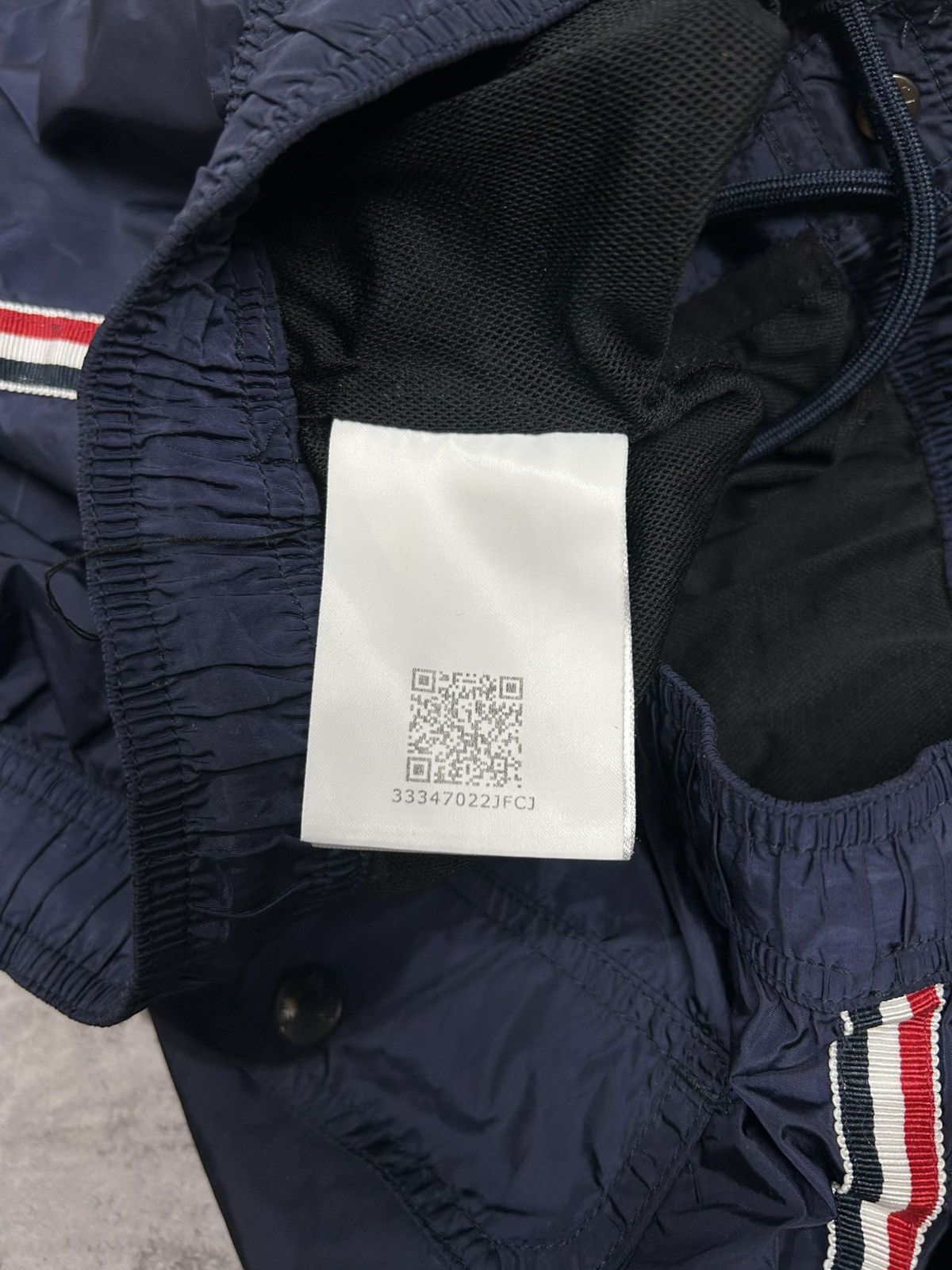 Moncler MONCLER Shorts Nylon Boxer Mare Swim pants Size US 32 / EU 48 - 12 Thumbnail
