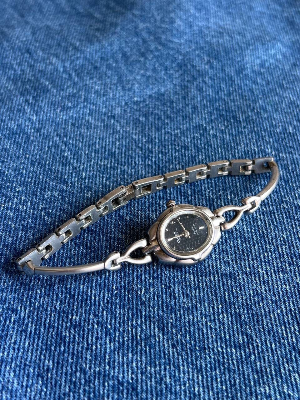 Japanese Brand × Vintage Vintage Stainless Steel Japanese style futuristic Watch Size ONE SIZE - 1 Thumbnail