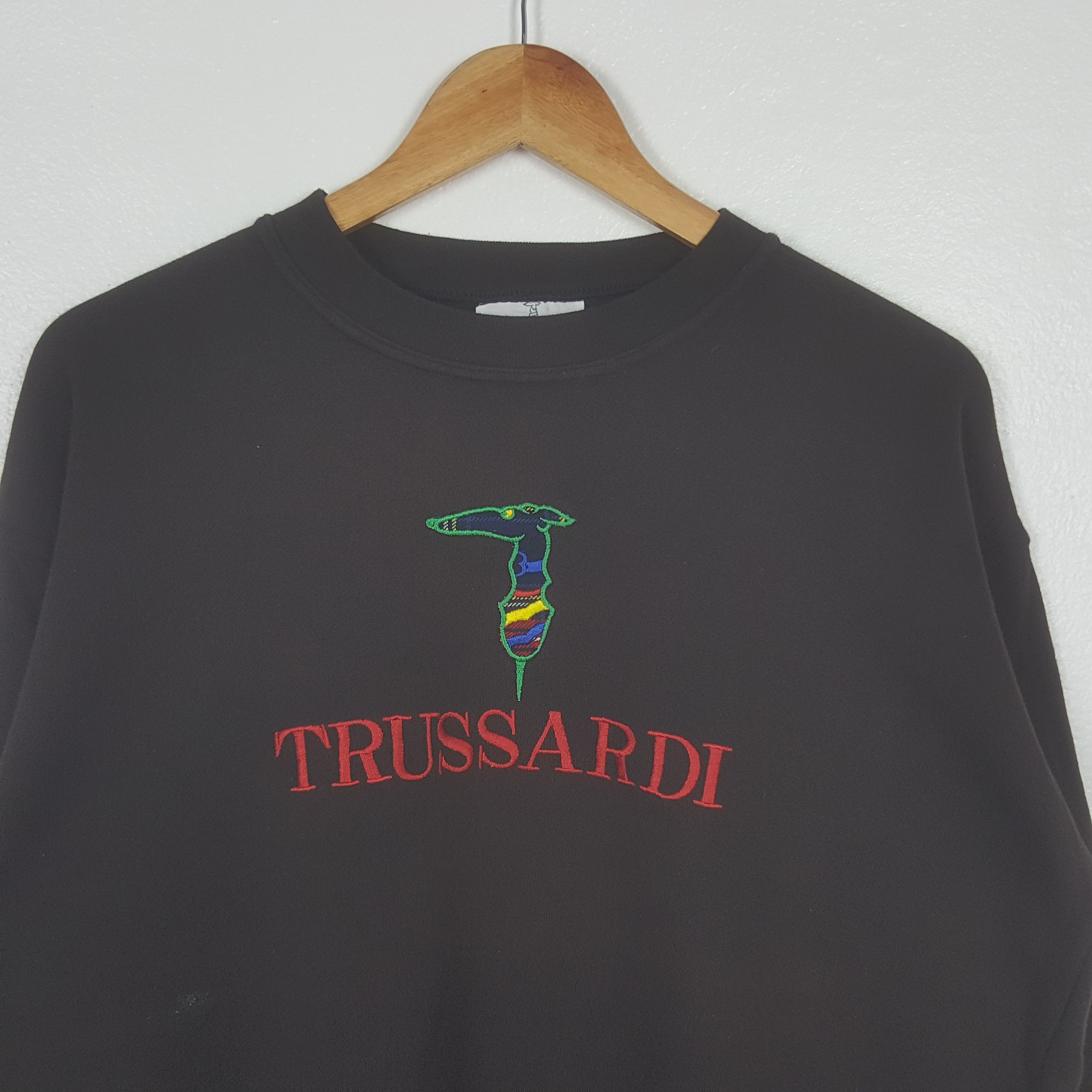 Trussardi Vintage Trussardi Embroidery Logo Sweatshirt C313N3 Size US L / EU 52-54 / 3 - 2 Thumbnail