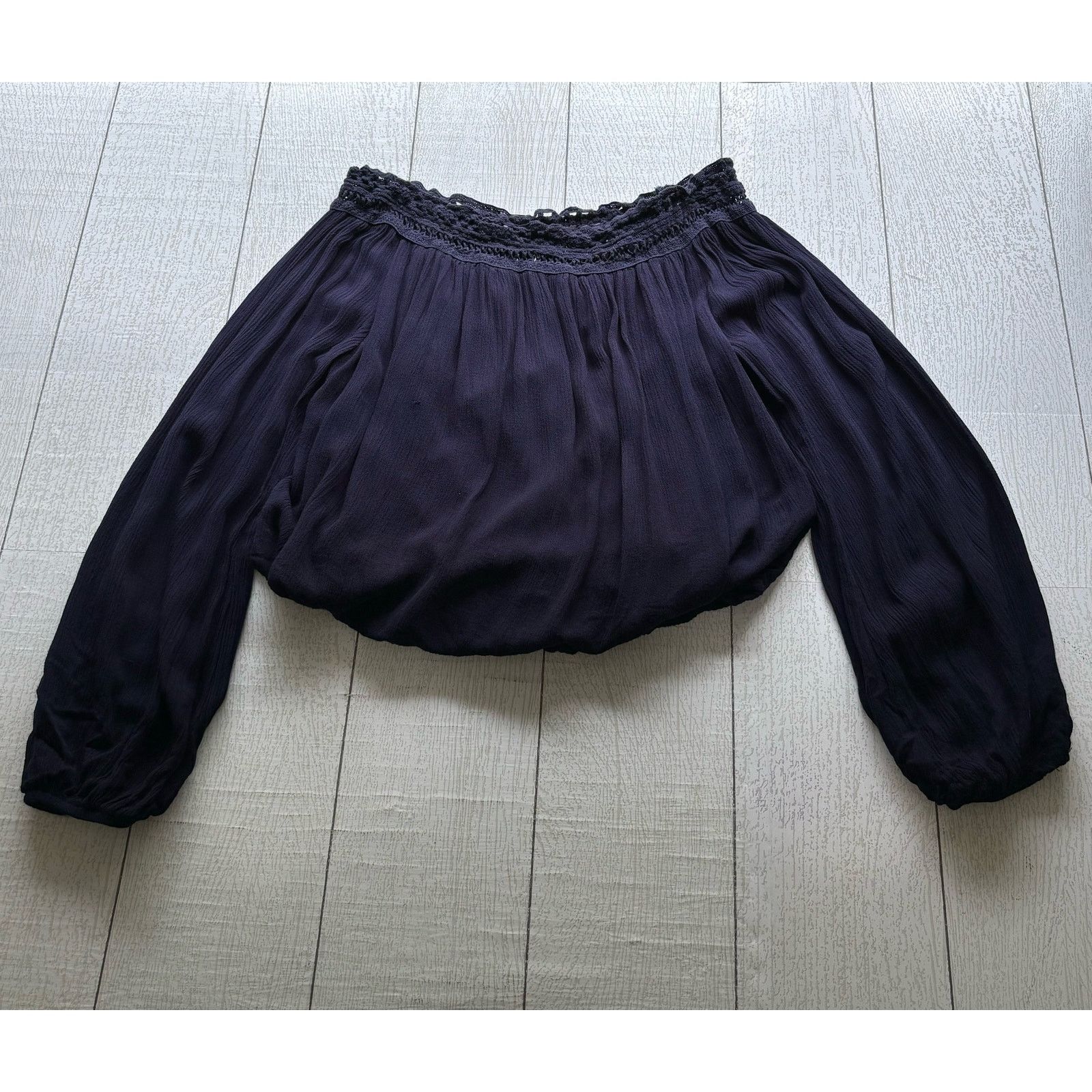 Other Lulus Dark Blue Off-Shoulder Crop Top Size XS Size XS / US 0-2 / IT 36-38 - 10 Thumbnail