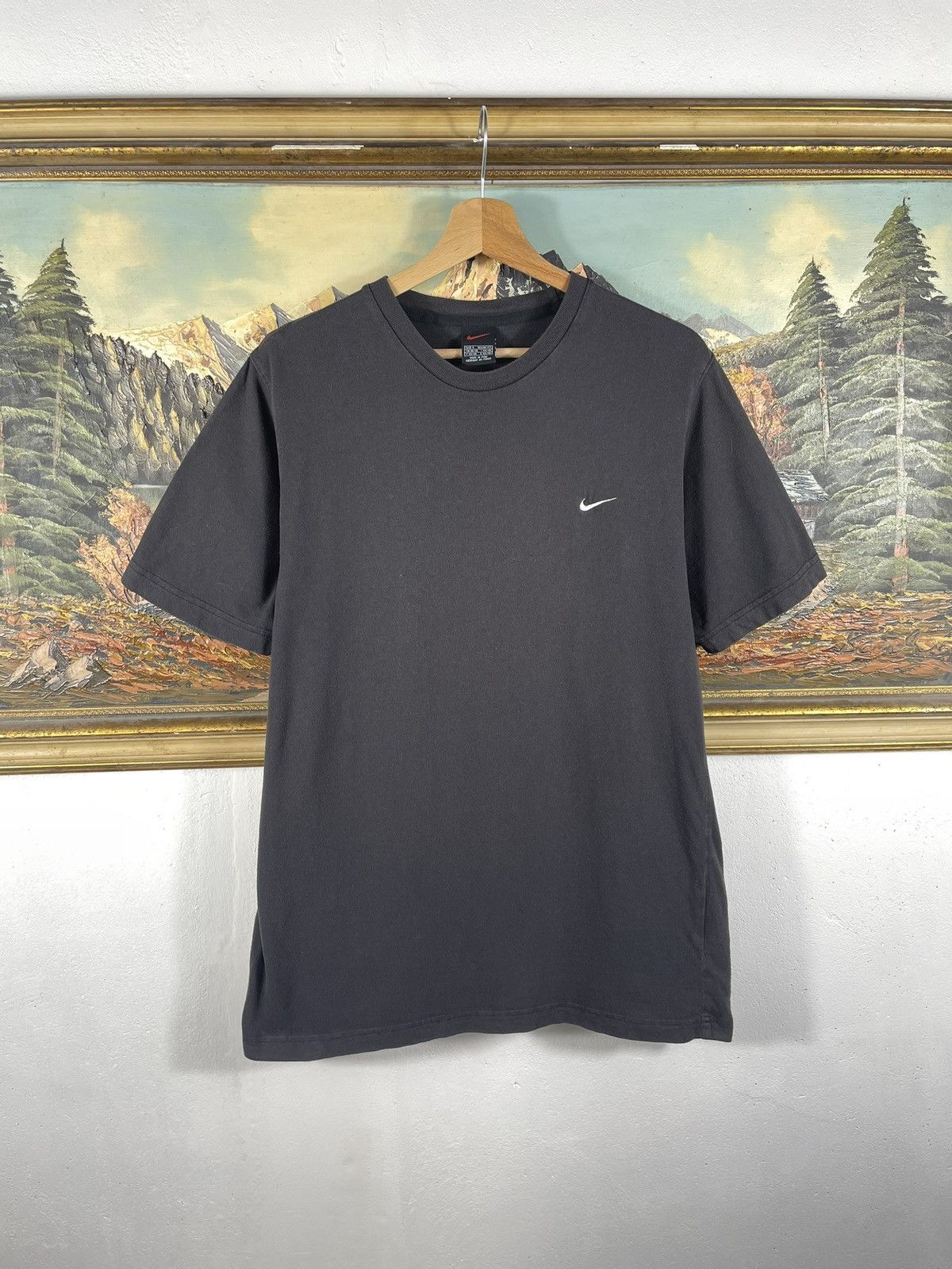 Nike × Vintage Vintage Y2K Nike Small Swoosh Basic Tee T-Shirt Size US S / EU 44-46 / 1 - 1 Thumbnail