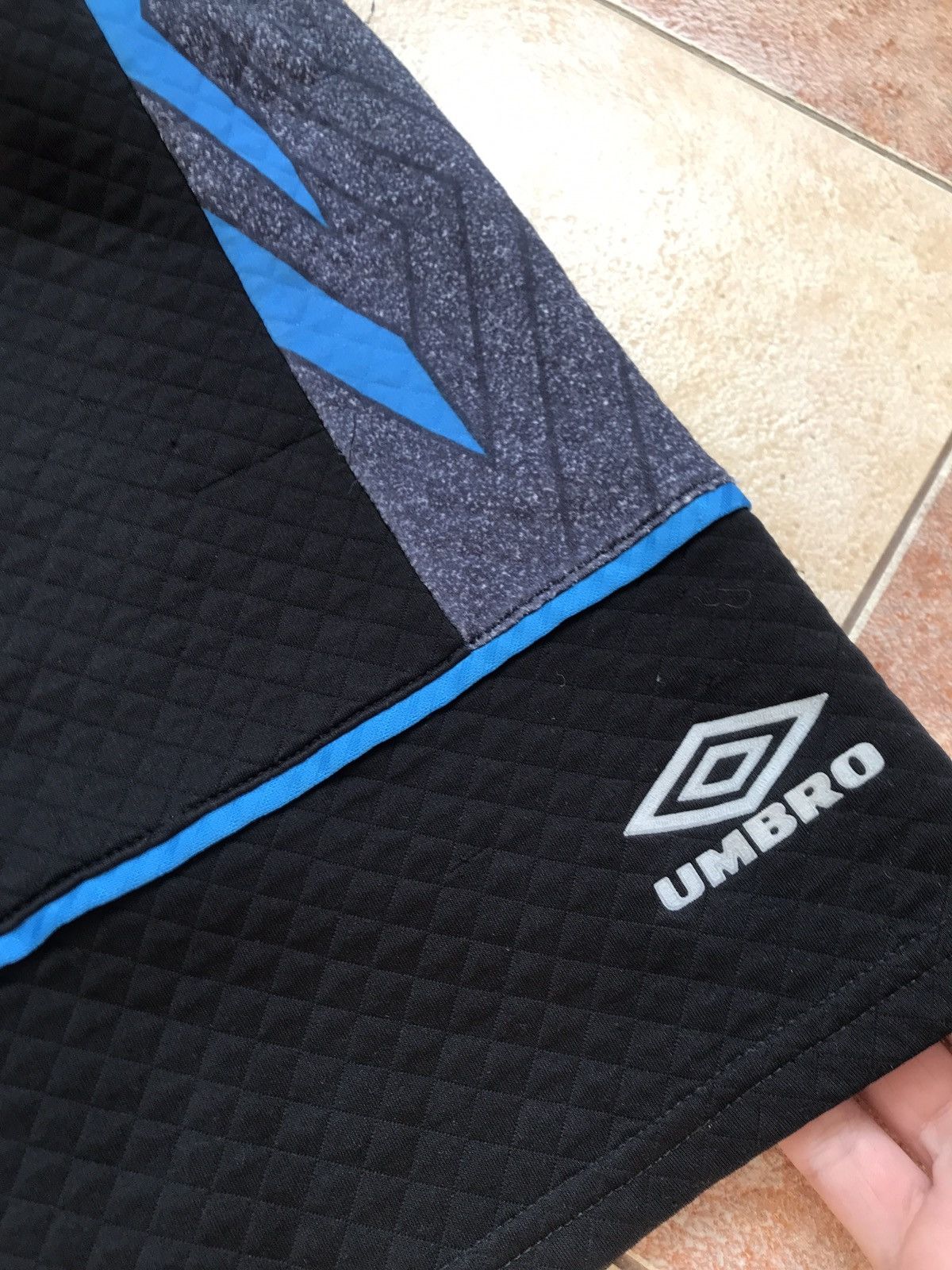 Umbro × Vintage Vintage Tottenham Hotspur 1993-1995 Soccer Shorts Jersey Size US 32 / EU 48 - 5 Thumbnail