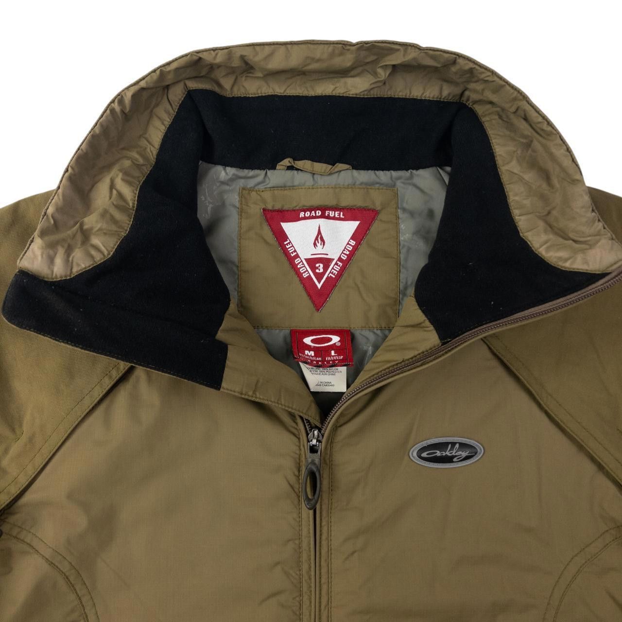 Oakley Vintage Oakley Nitro Fuel Snowboarding Jacket Size M Size US M / EU 48-50 / 2 - 4 Thumbnail