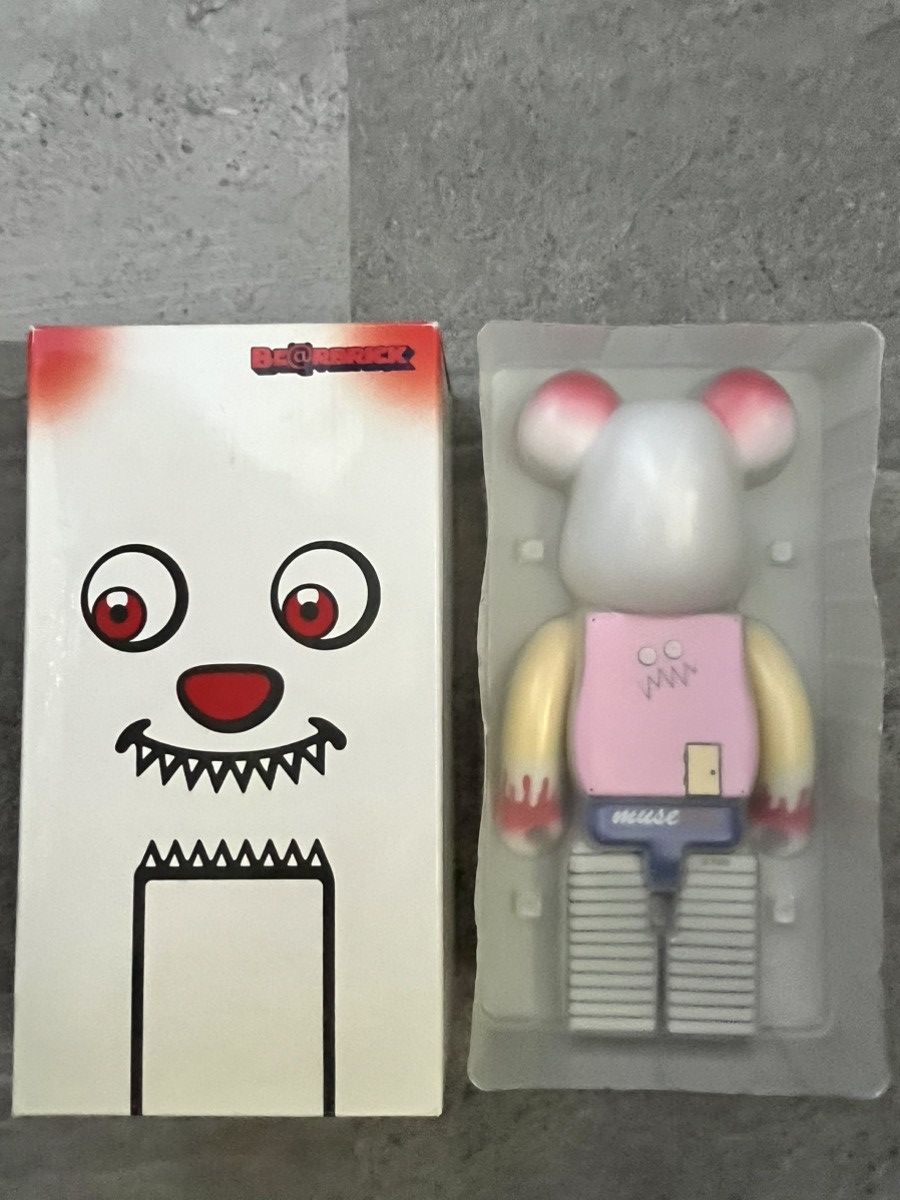Medicom Toy 400% BE@RBRICK T9G YELLOW MEDICOM 2007 Size ONE SIZE - 1 Thumbnail