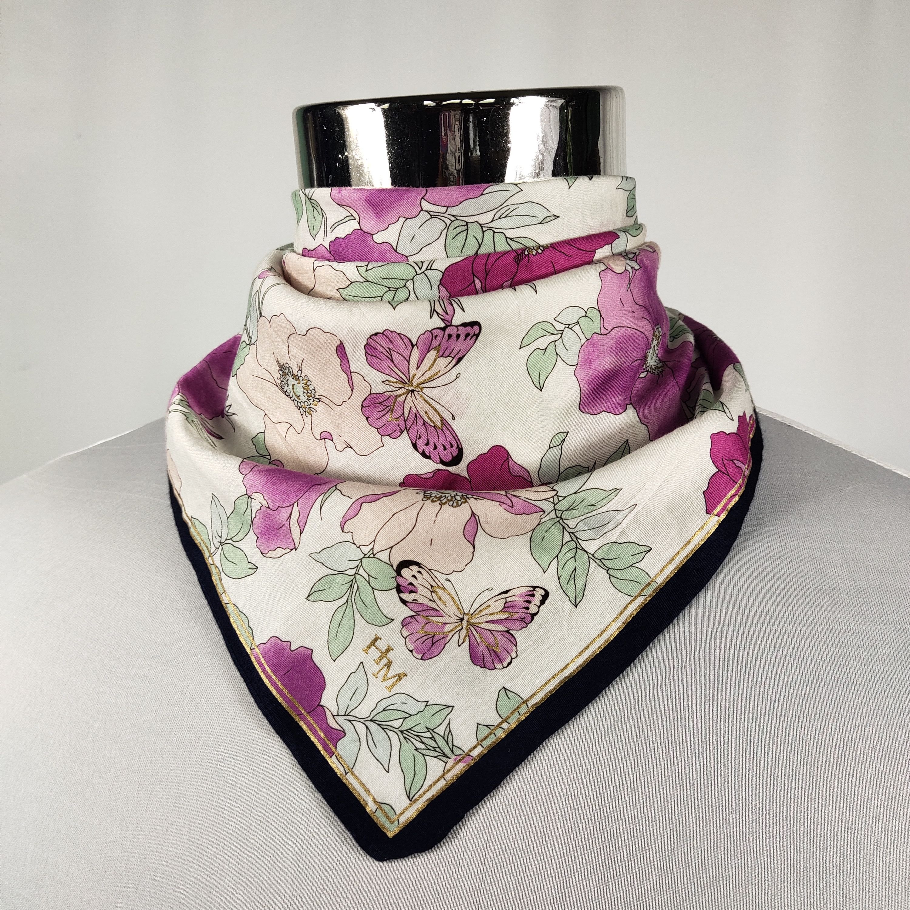 Hanae Mori Handkerchief / Neckerchief / Bandana FZ681
