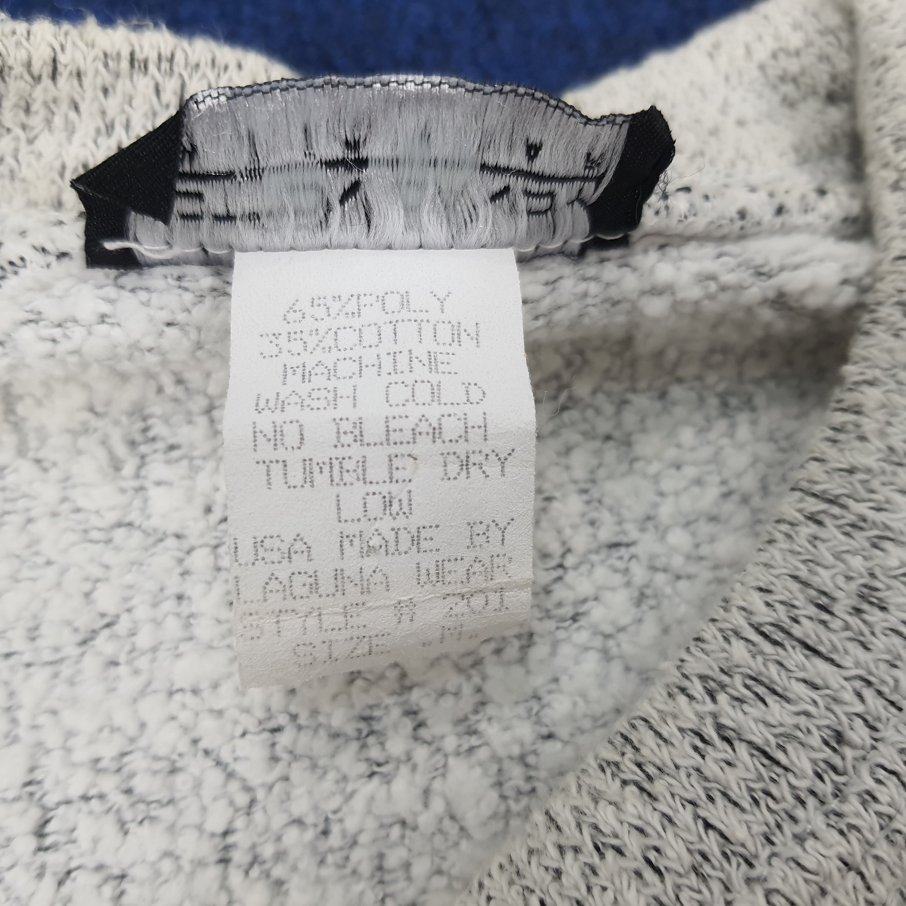 Vintage Vintage USA Flag Spell Out Embroidery Streetwear Sweatshirts Size US M / EU 48-50 / 2 - 6 Thumbnail