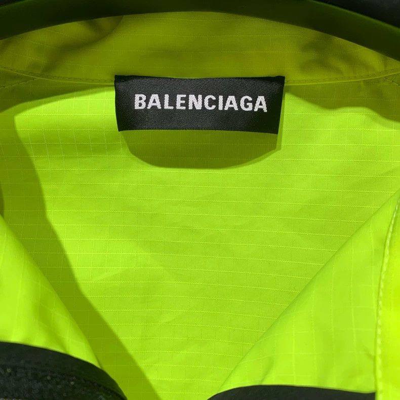 Balenciaga Balenciaga size 37 Fluorescent yellow patchwork assault ja Size US M / EU 48-50 / 2 - 3 Thumbnail