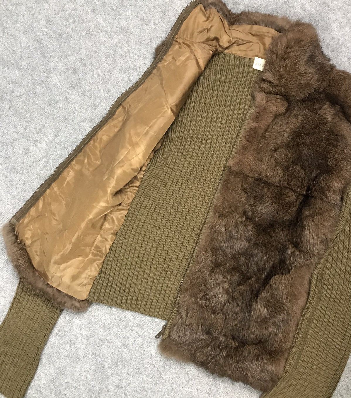Designer × Japanese Brand Fur Winter cropped design knitwear long sleeve jacket Size US XS / EU 42 / 0 - 12 Thumbnail
