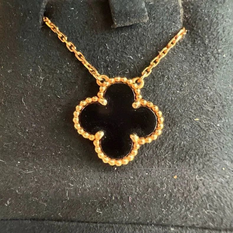 Vintage Van Cleef & Arpels Black Flower Necklace. Size ONE SIZE - 3 Thumbnail