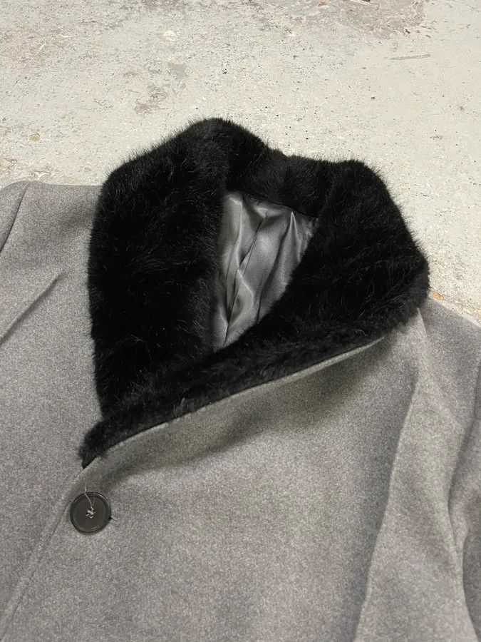 Emporio Armani AW2017 Emporio Armani Faux Fur Collar Grey Wool Coat Size US M / EU 48-50 / 2 - 5 Thumbnail