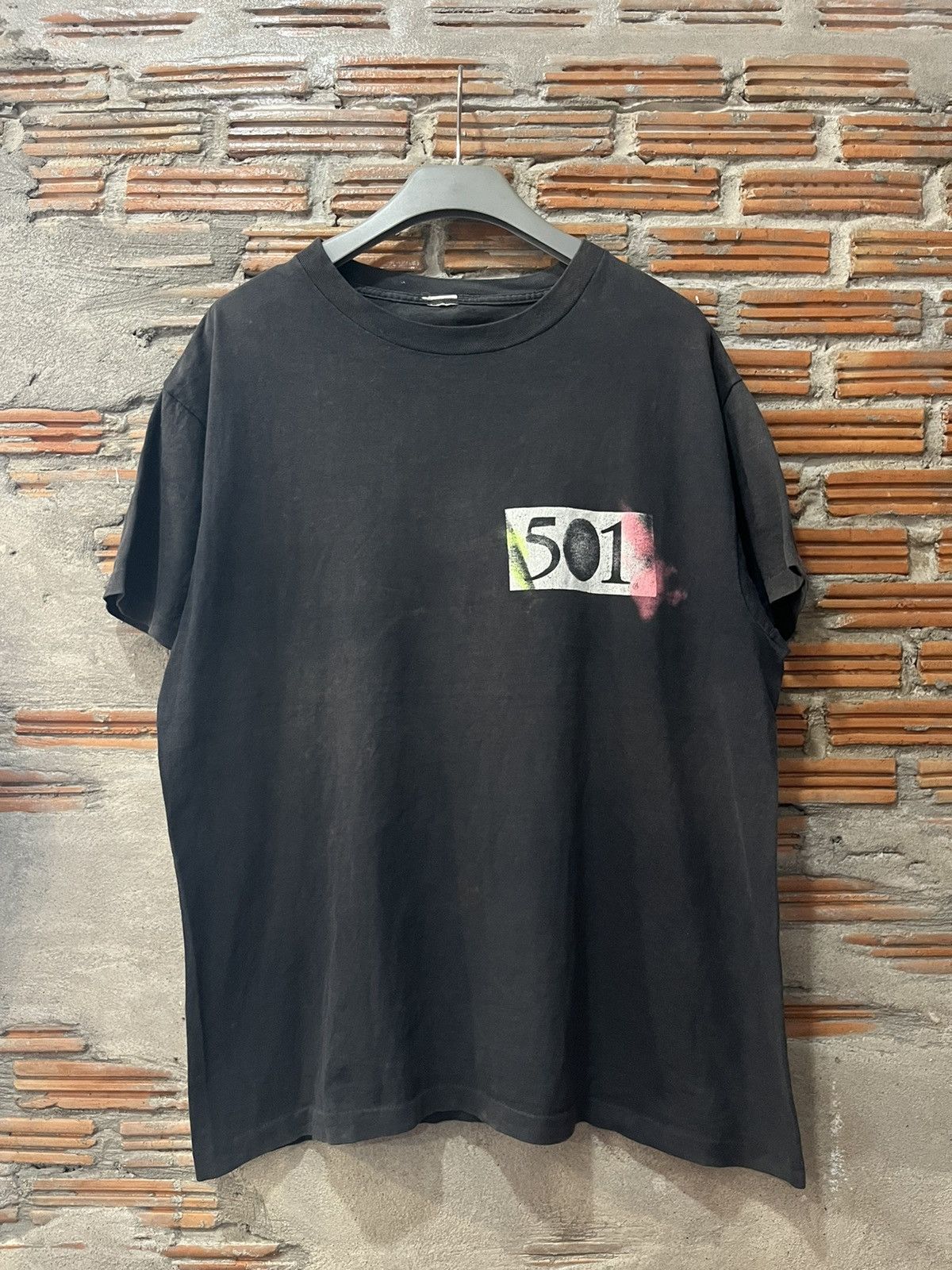 Levi's Vintage Levi’s 501 1989’s collections (sun fade) tshirt Size US XL / EU 56 / 4 - 2 Thumbnail