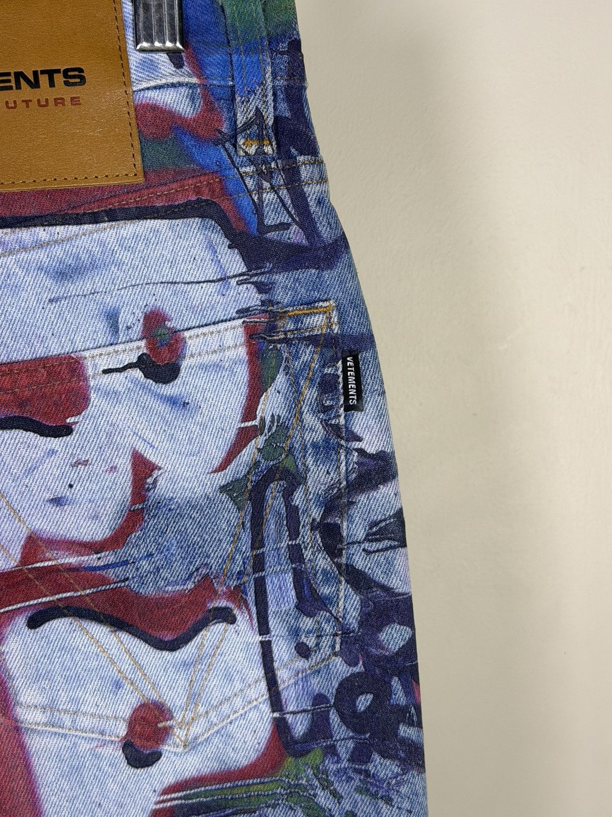 Vetements *RARE* DEMNA GVASALIA RUNWAY GRAFFITI DENIM SLIM FIT Size US 29 - 13 Thumbnail