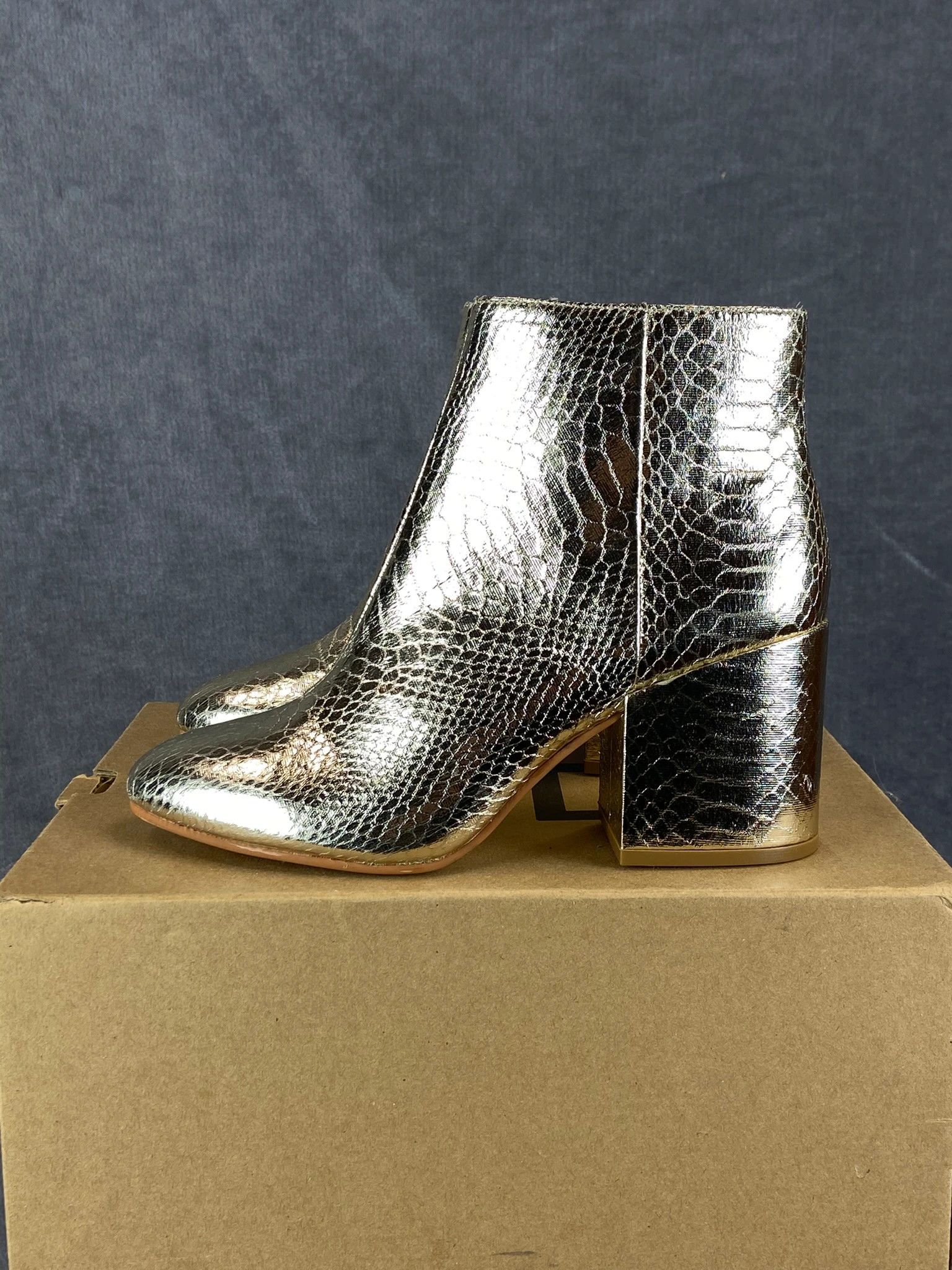 Buffalo David Bitton Buffalo Gold Snake Ankle Boots 38 Size US 5.5 / EU 38 - 2 Thumbnail