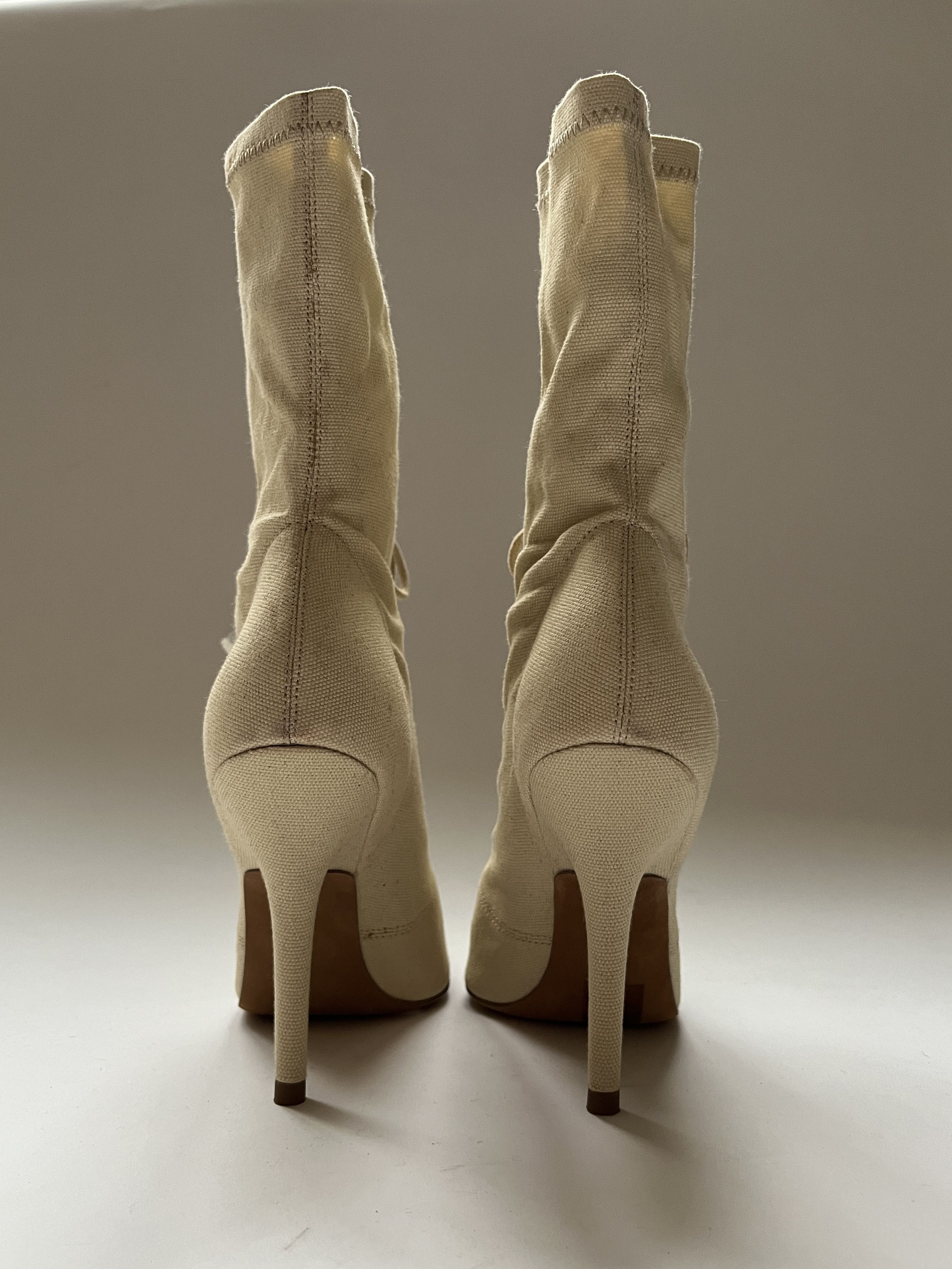 Yeezy ⚡️QUICK SALE⚡️Yeezy Season 6 Beige Lace-Up Boots Size US 4 / IT 34 - 4 Thumbnail