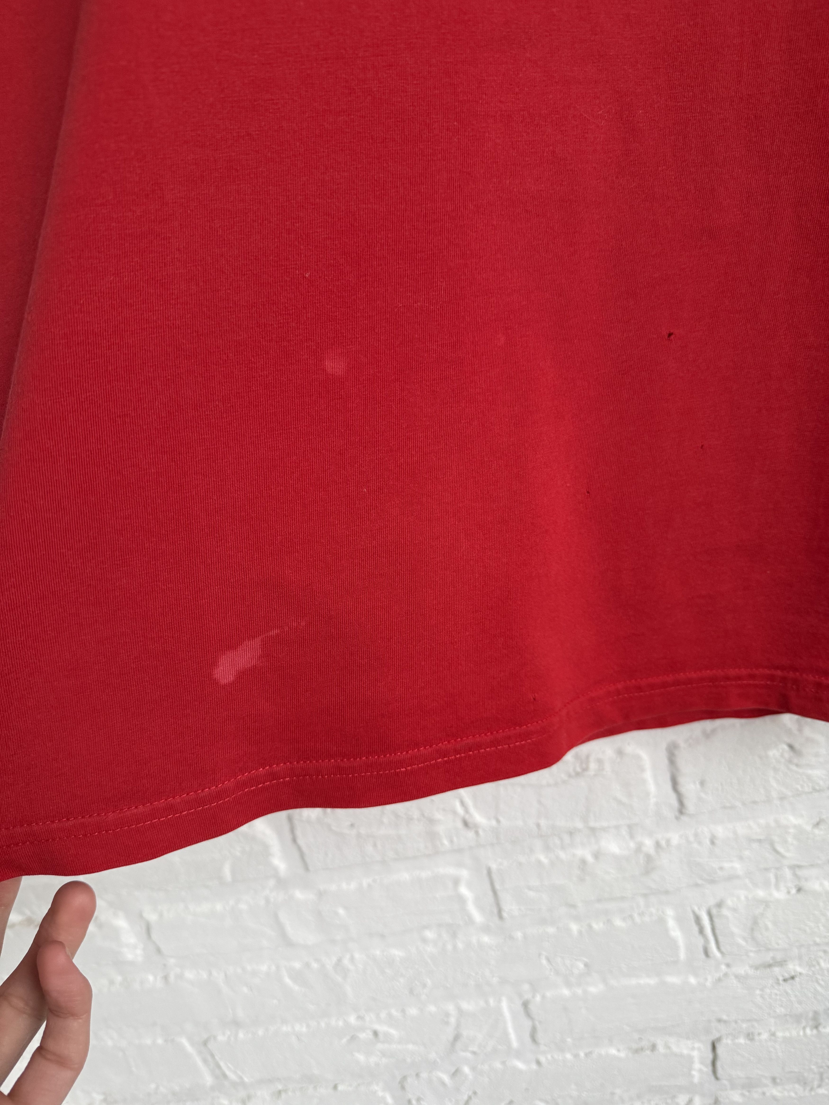 Tony Hawk Vintage 2000s Birdhouse Tony Hawk red t-shirt Size US L / EU 52-54 / 3 - 7 Thumbnail