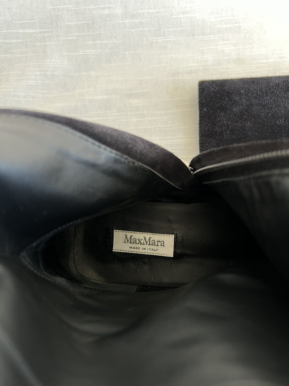 Max Mara Max Mara Suede Women's Knee-High Boots Black Size 38 Size US 8 / IT 38 - 13 Thumbnail