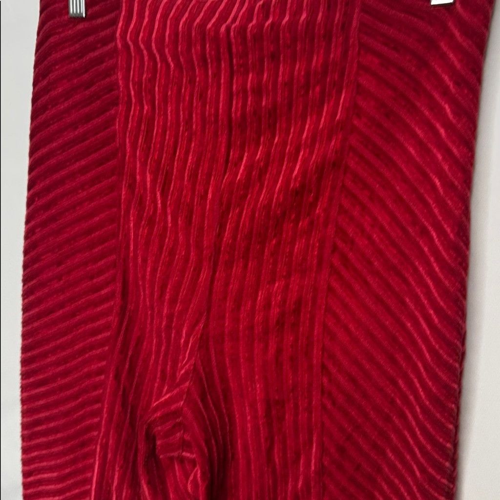 Free People NWOT Free People pull on velvet feel flare red pants sz Lg Size 32" / US 10 / IT 46 - 6 Thumbnail