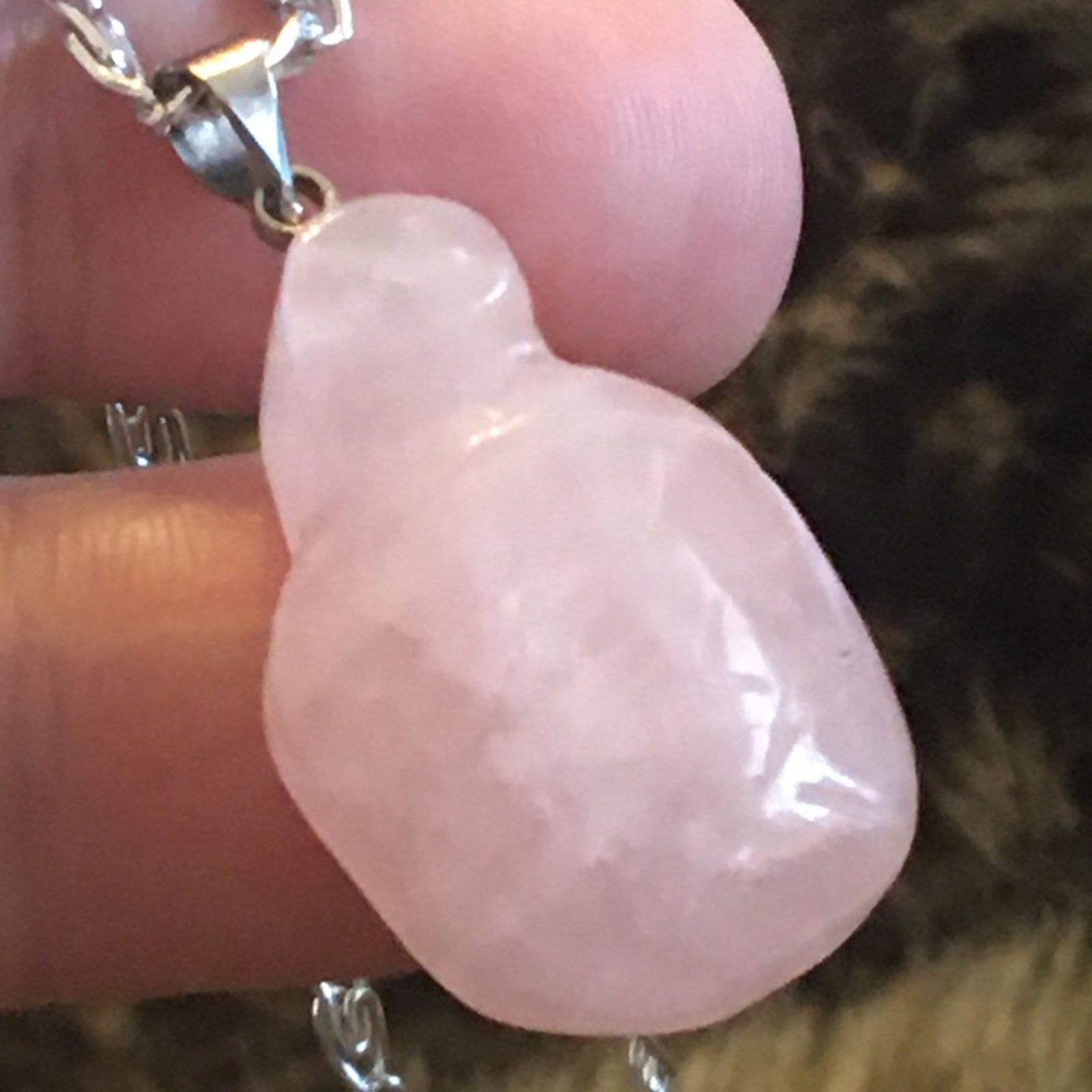 Vintage Vintage hand carved rose quartz turtle necklace Size ONE SIZE - 6 Thumbnail