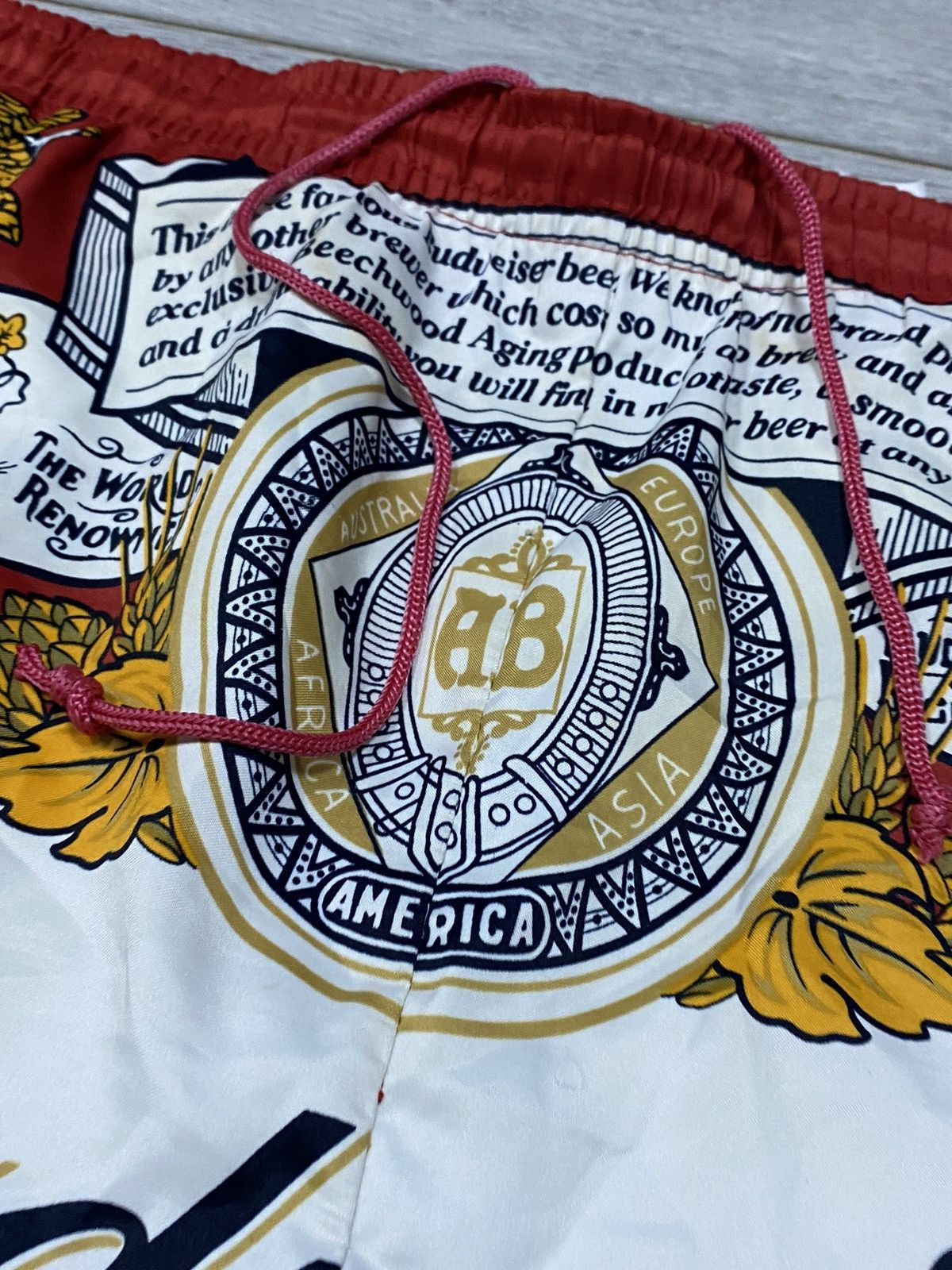 Budweiser Budweiser 2005 vintage over print beer shorts Size US 36 / EU 52 - 5 Thumbnail
