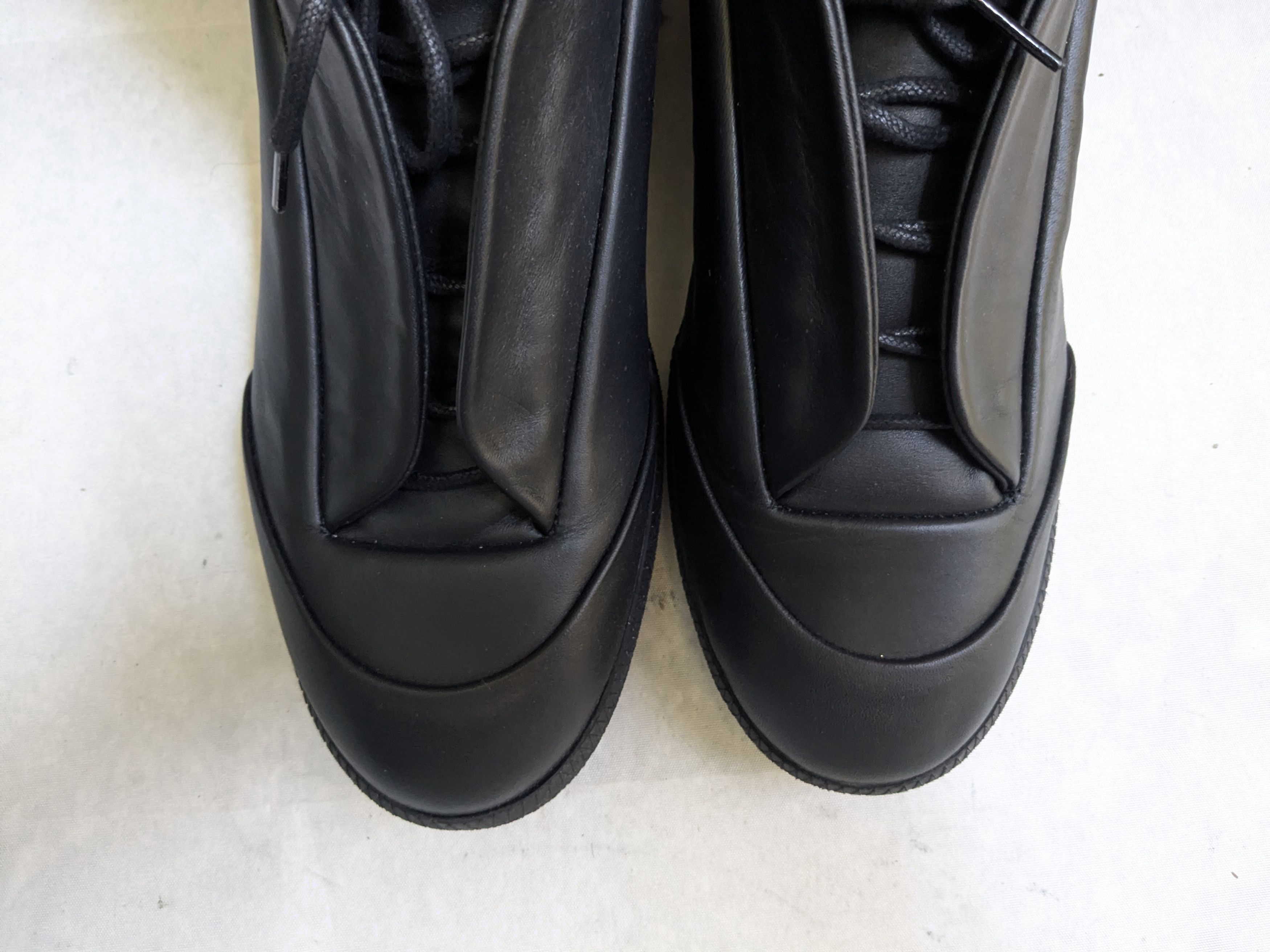 Maison Margiela Maison Margiela Future Sneakers Black 11 44 High Top Leather Size US 11 / EU 44 - 3 Thumbnail