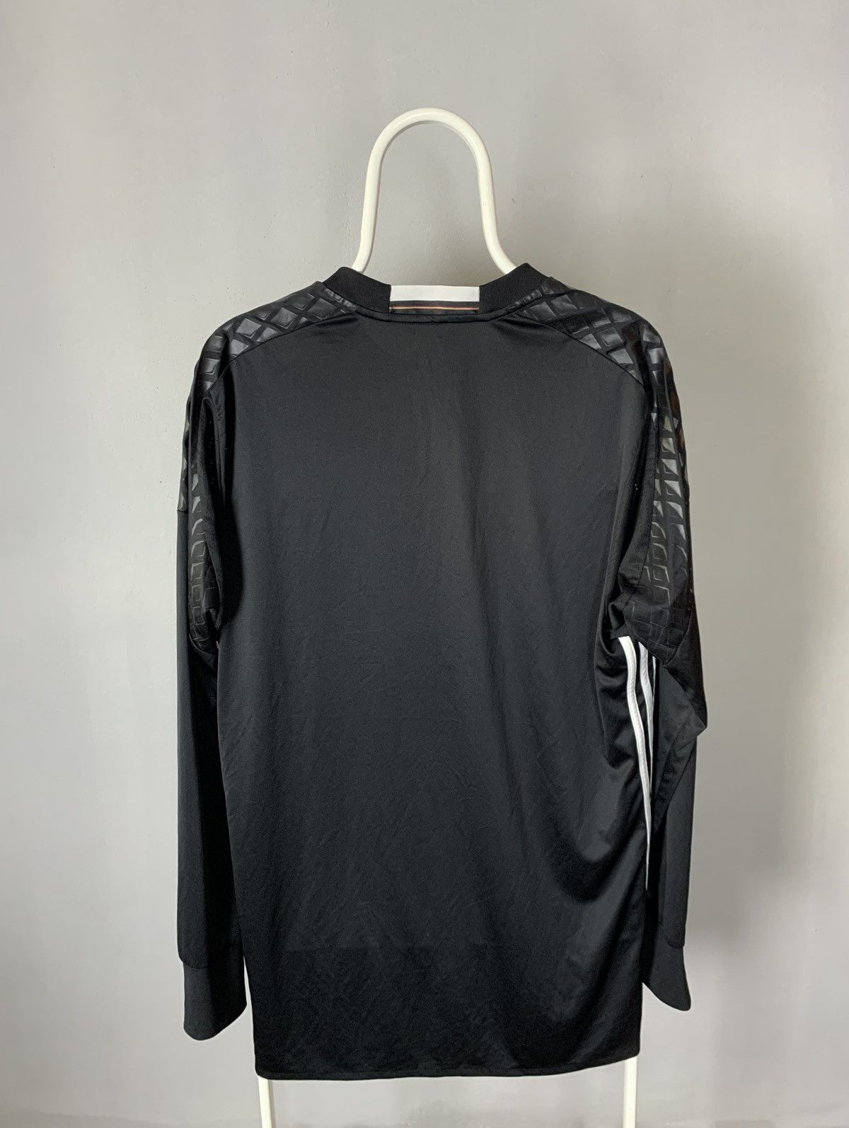 Adidas Germany 2016 Home Goalkeeper Football Size-XL Soccer Jersey Size US XL / EU 56 / 4 - 6 Thumbnail