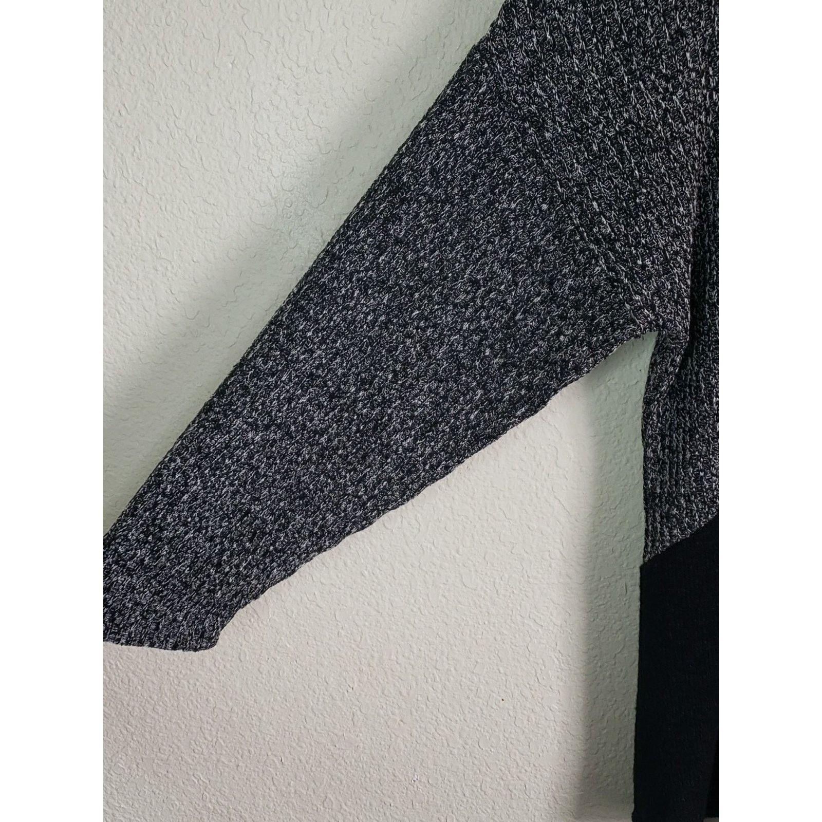 Other Moa Moa Sweater Color Block Long Sleeve Top Size 2X Pullover Size XXL / US 16-18 / IT 52-54 - 8 Thumbnail