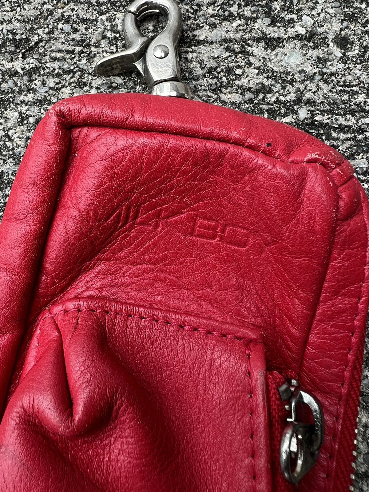 Japanese Brand × Vintage Vintage Milk Boy Japan Red Leather Small Pouch Bag Size ONE SIZE - 14 Thumbnail