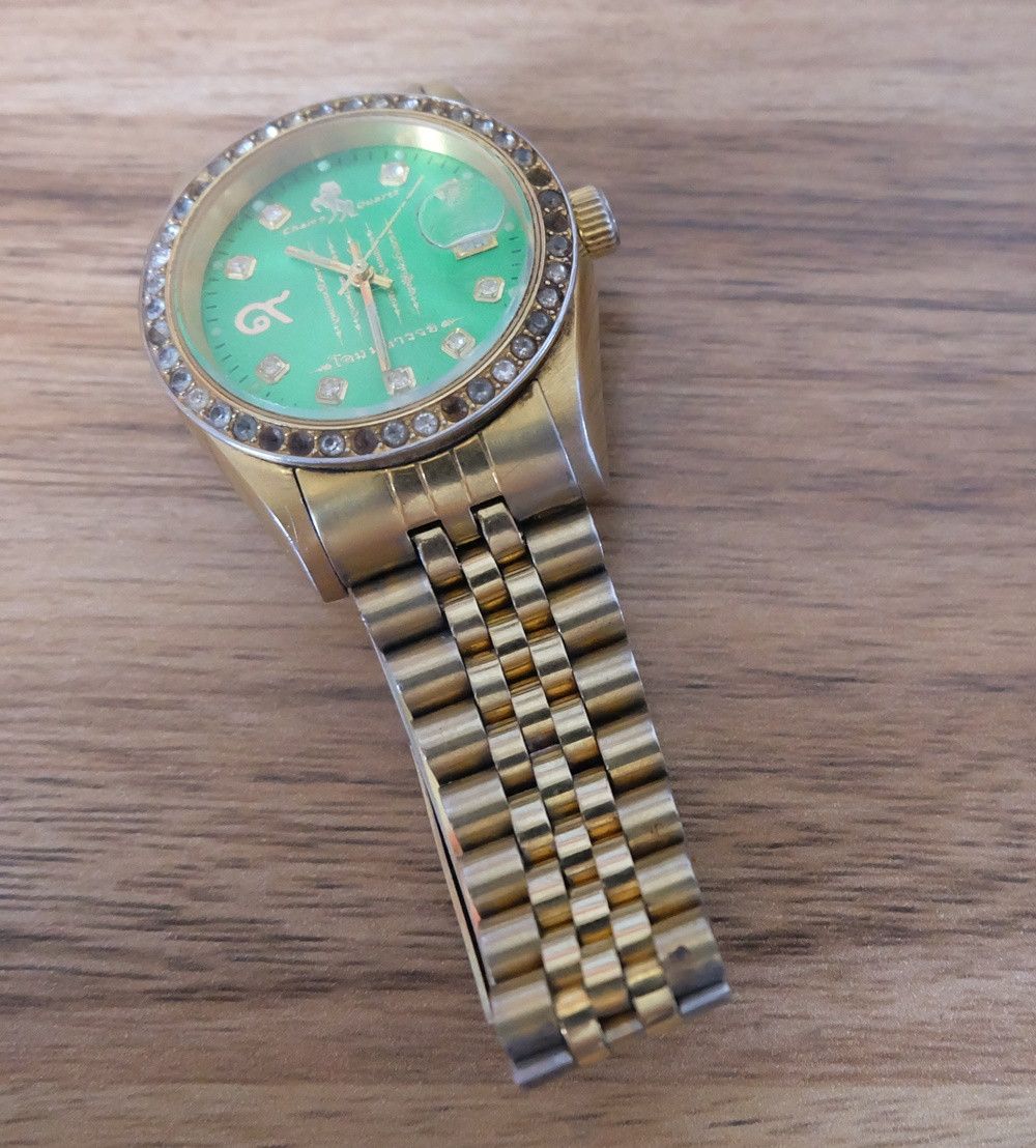 Vintage Champ Quartz "Om Maharoi" Model 3 Size 36 - 4 Thumbnail