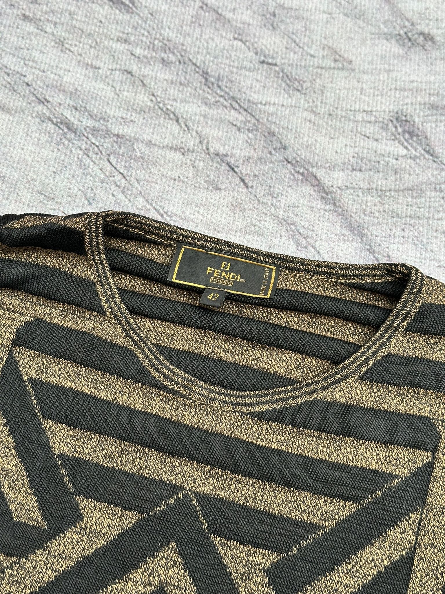 Fendi Fendi Light Sweater Vintage Geometric Logo Brown and Black Size US S / EU 44-46 / 1 - 7 Thumbnail