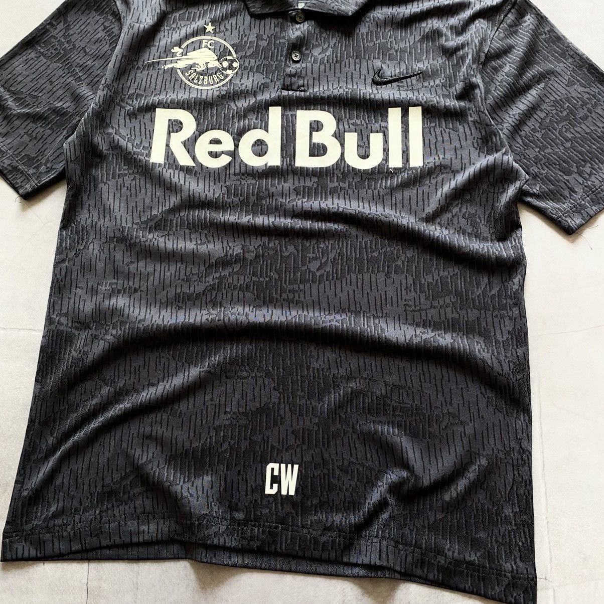 Nike Nike Red Bull Salzburg 2020-2021 Camo Polo Shirt Jersey Y2K Size US S / EU 44-46 / 1 - 3 Thumbnail