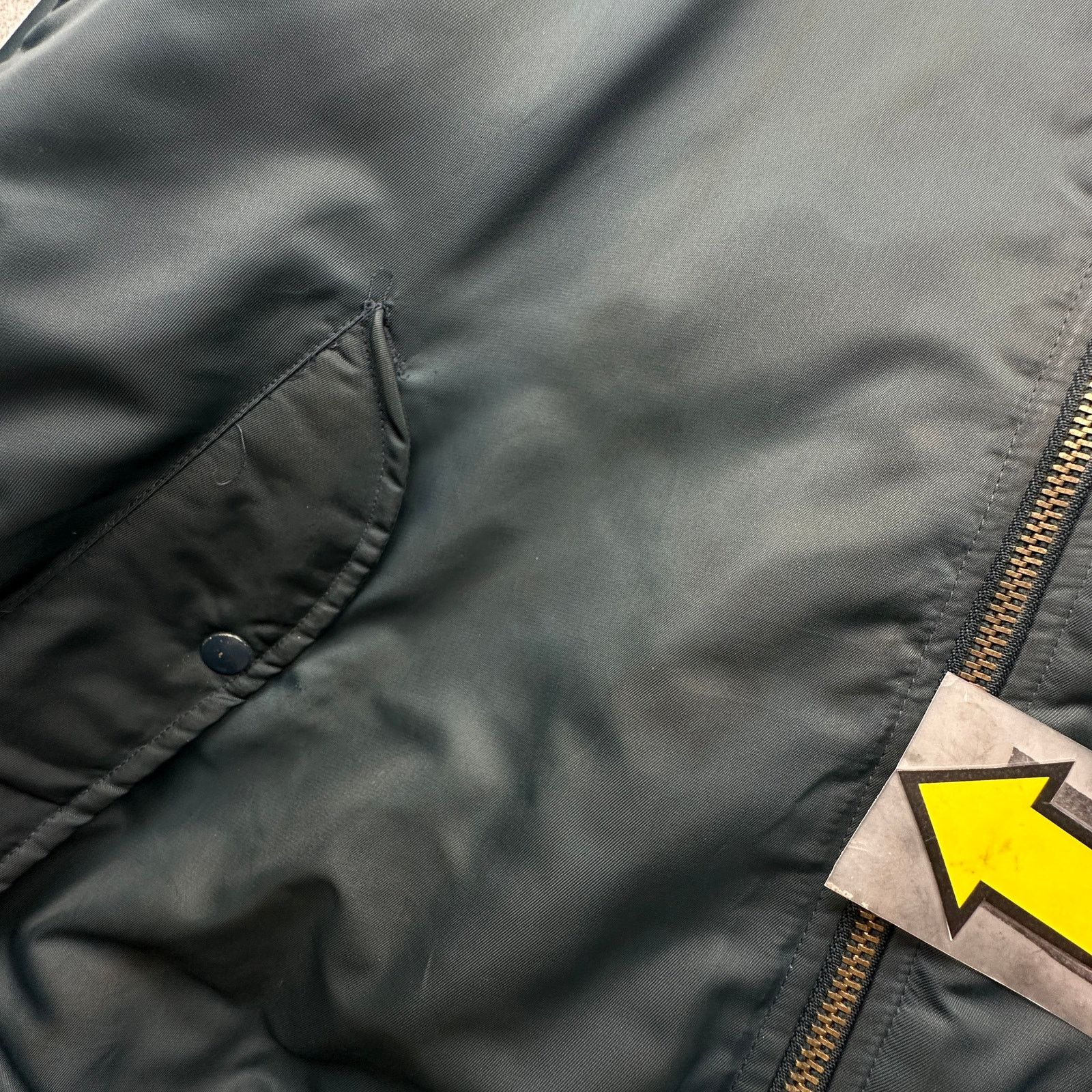 Other Vintage MA-1 Flyers Intermediate Flight Bomber Jacket Large Size US L / EU 52-54 / 3 - 8 Thumbnail