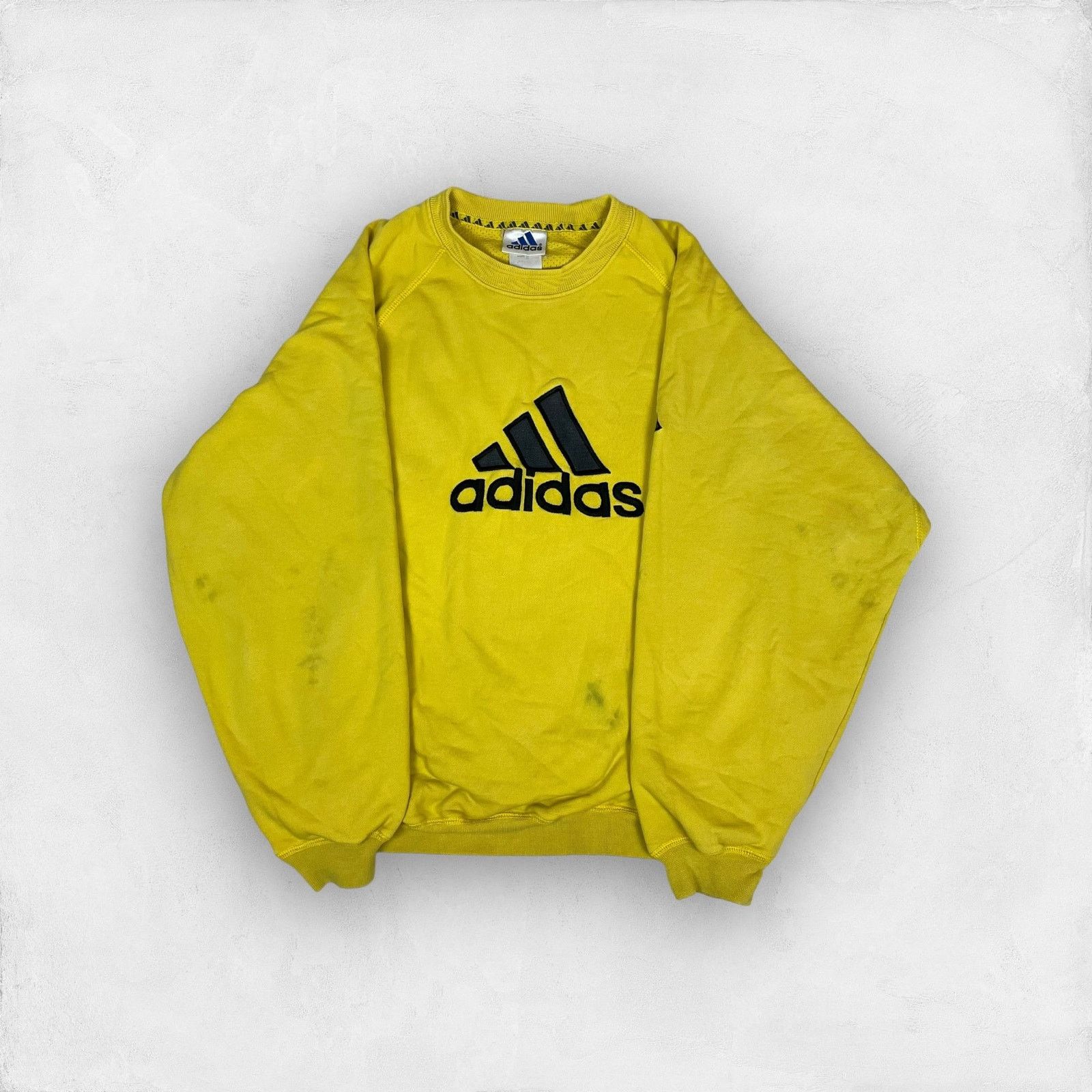 Adidas × Vintage Vintage Adidas Men's Yellow Embroidered Pullover Sweatshirt Size US M / EU 48-50 / 2 - 1 Thumbnail